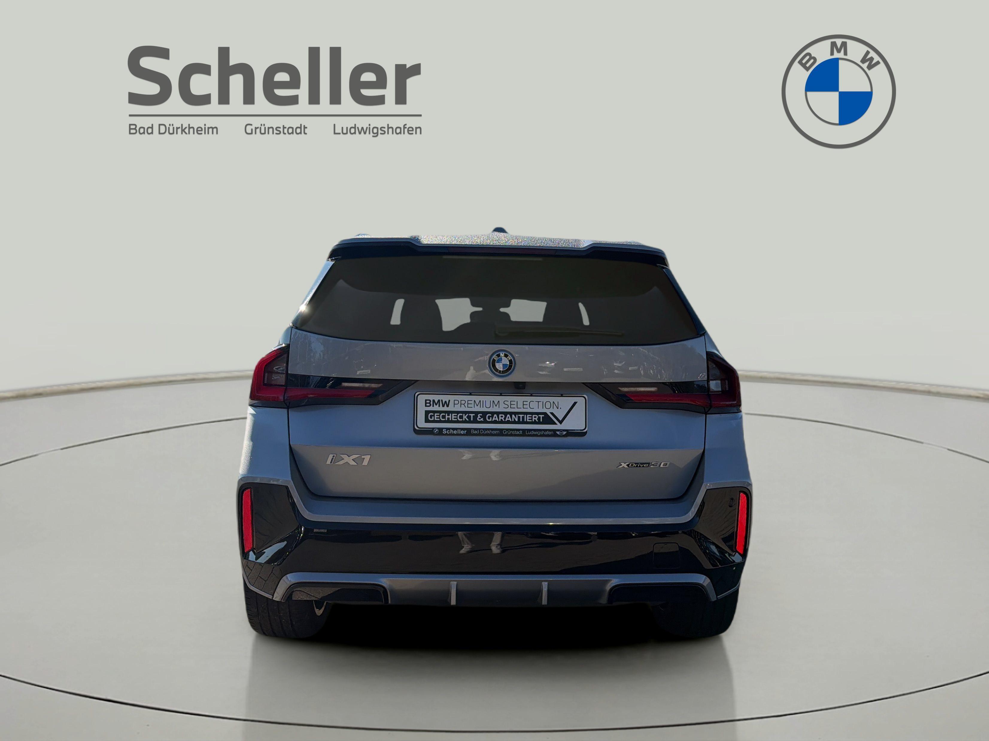 BMW iX1 – Bild 12