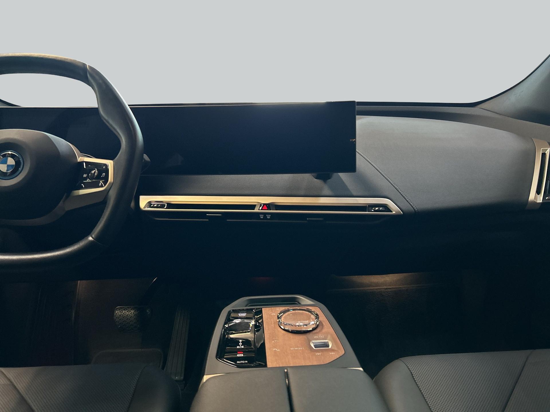 BMW iX – Bild 14