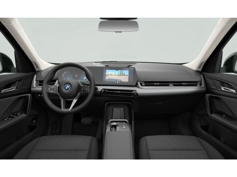 BMW iX1 – Bild 13