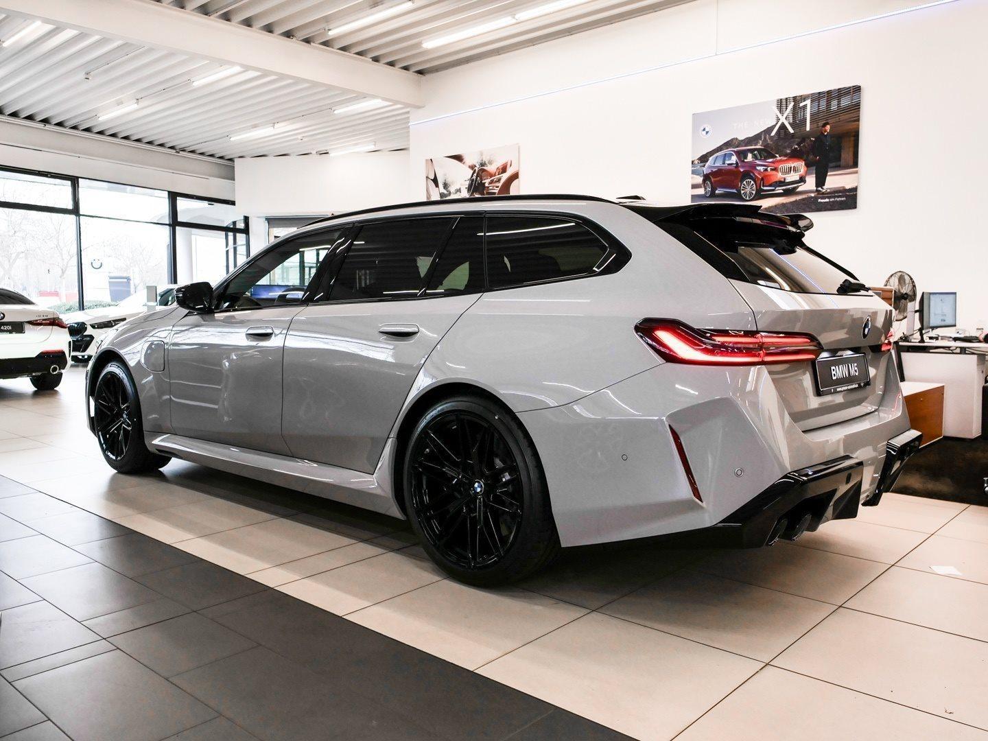BMW M5 Touring – Bild 2