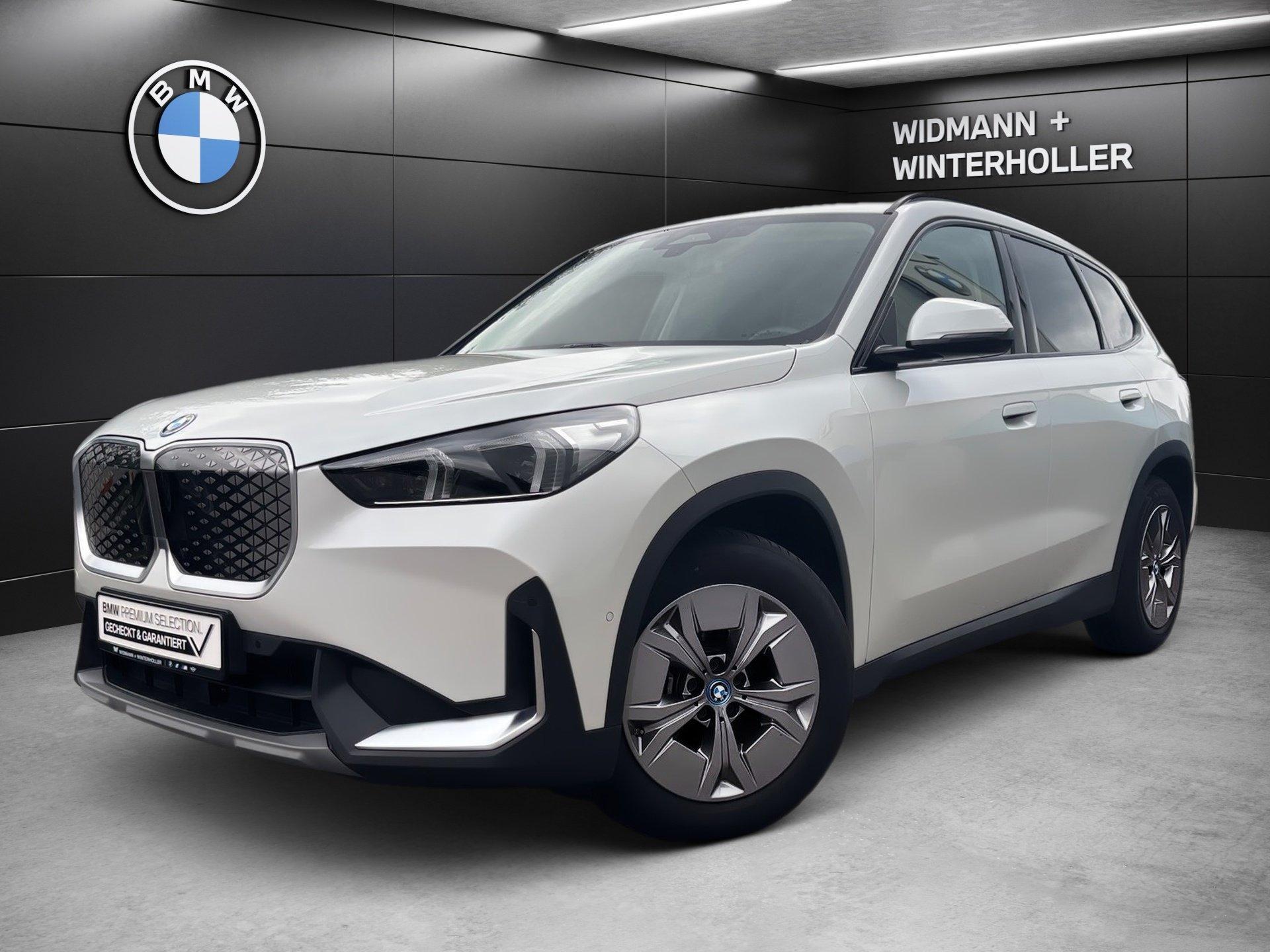 BMW iX1