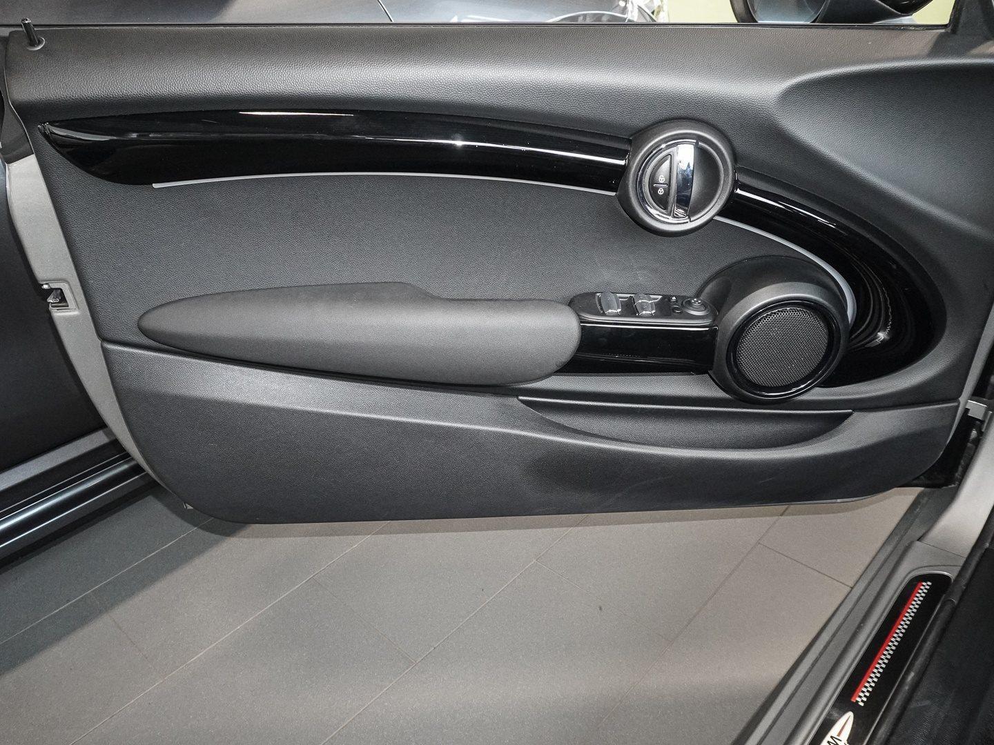 MINI Cabrio – Bild 14