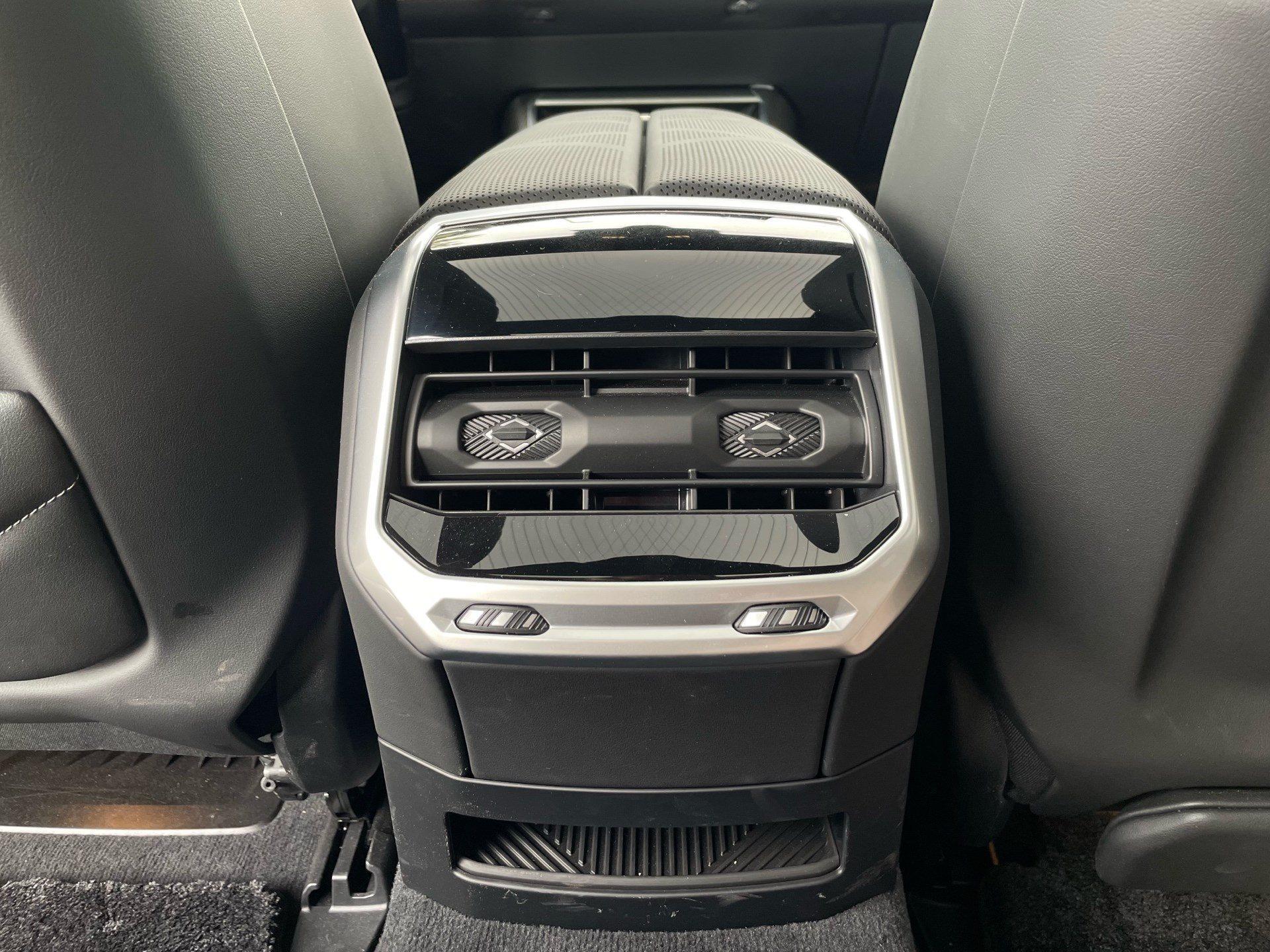 BMW i7 – Bild 30