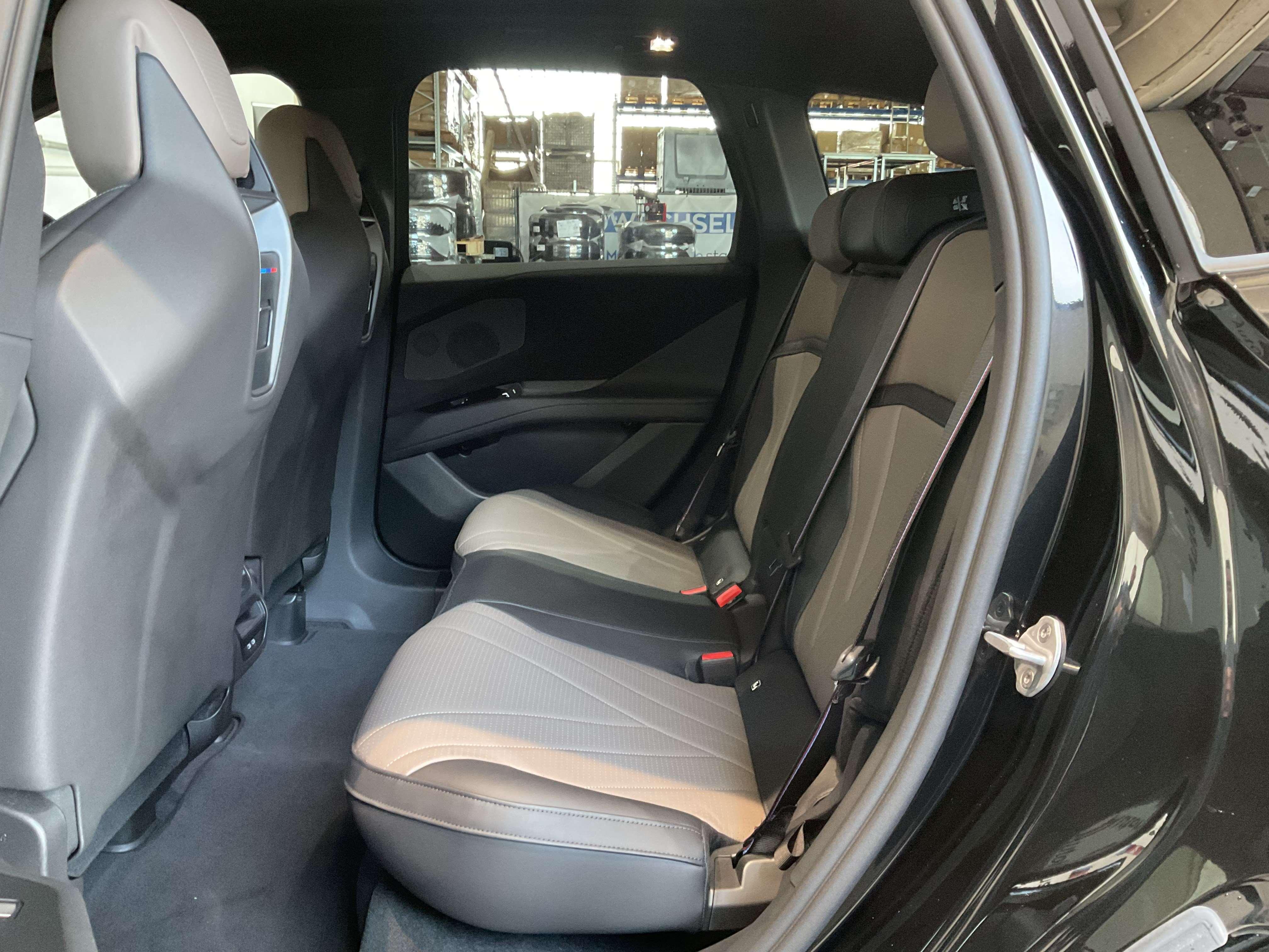 BMW iX3 – Bild 8