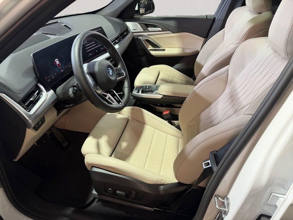 BMW iX1 – Bild 17