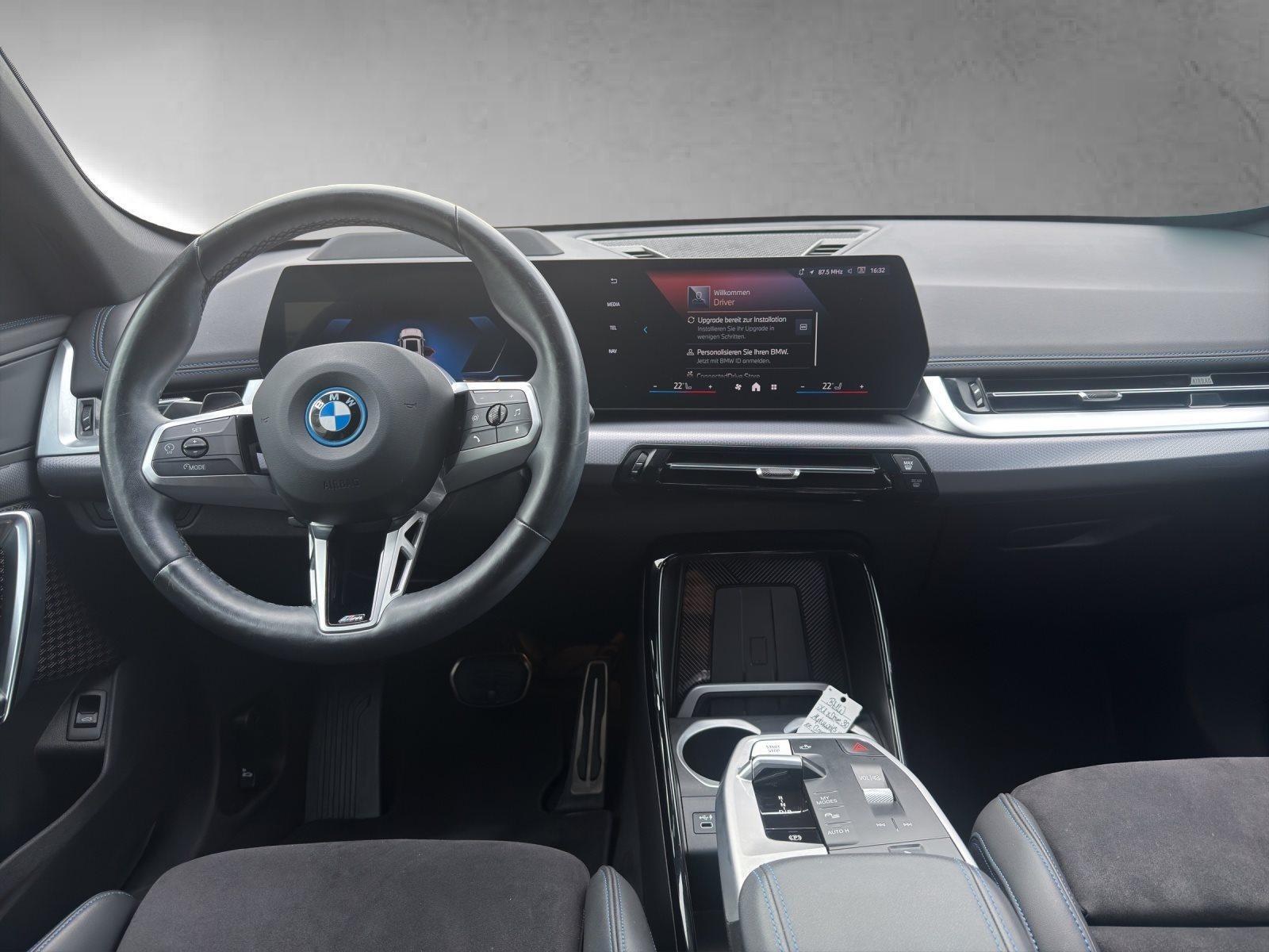 BMW iX1 – Bild 14
