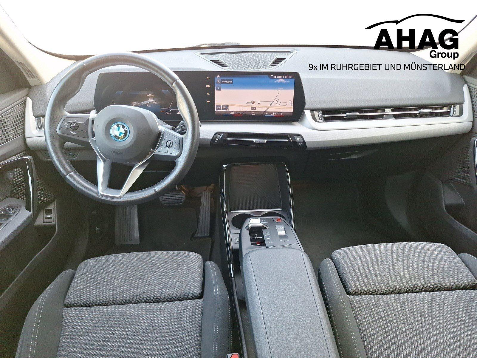 BMW iX1 – Bild 14
