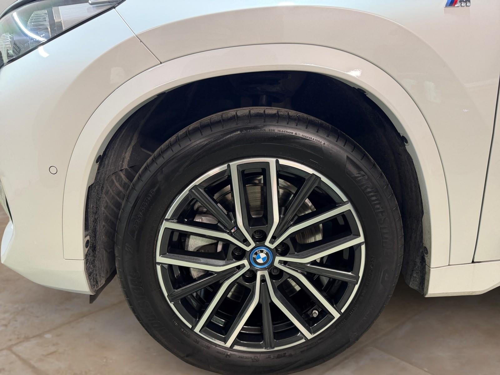 BMW iX1 – Bild 9