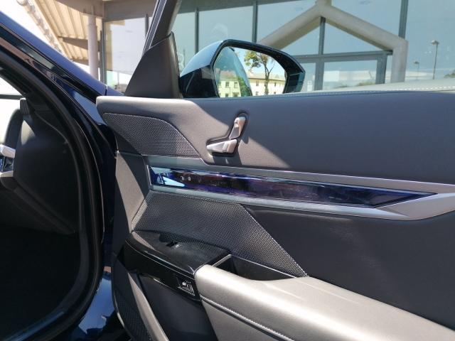 BMW 740d 2025