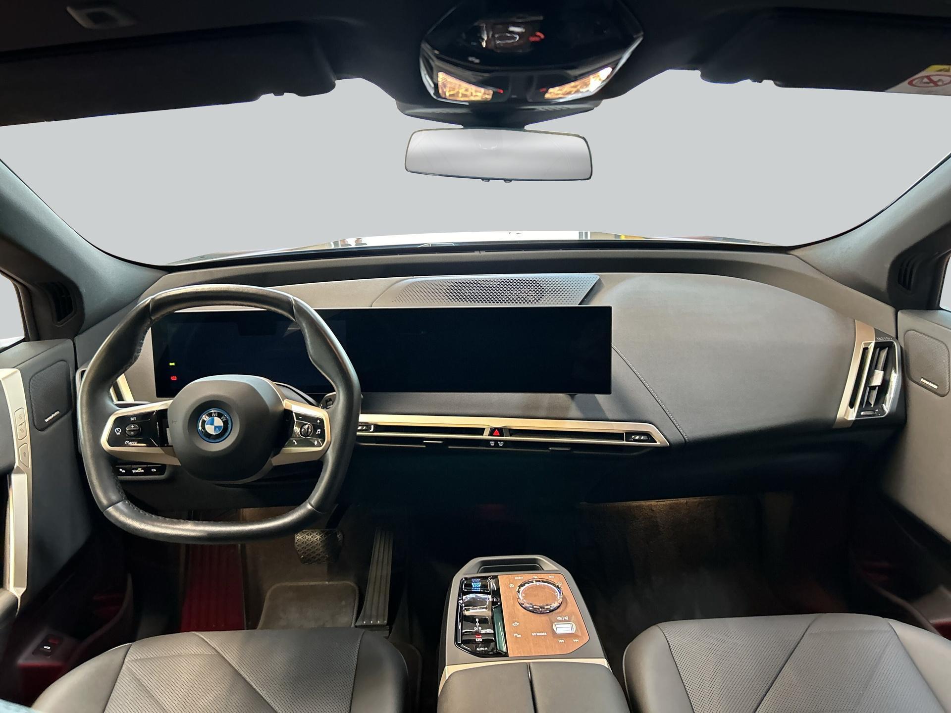 BMW iX – Bild 12