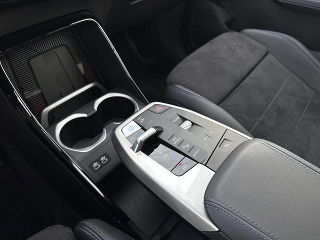 BMW iX1 – Bild 12