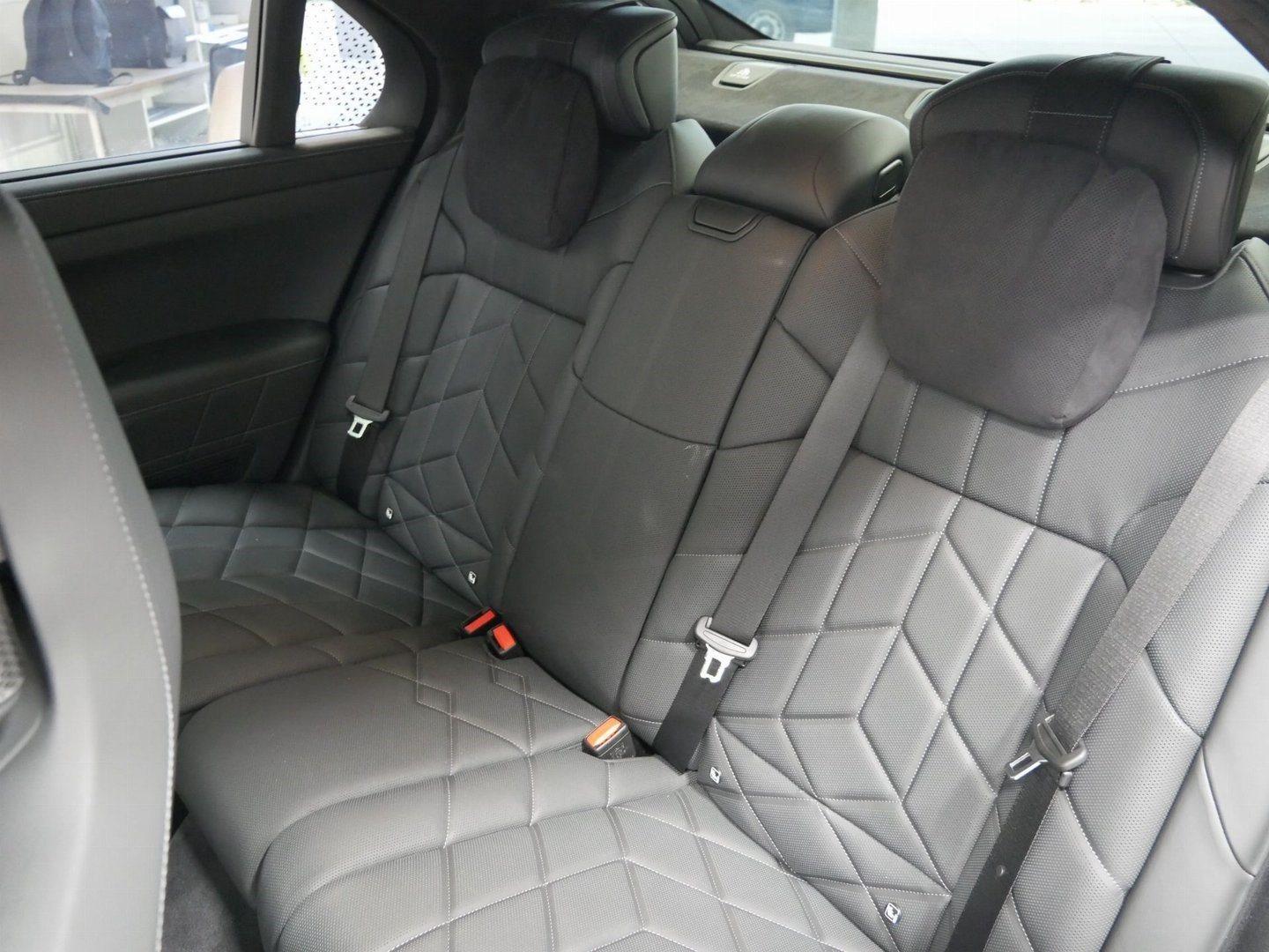BMW i7 – Bild 15