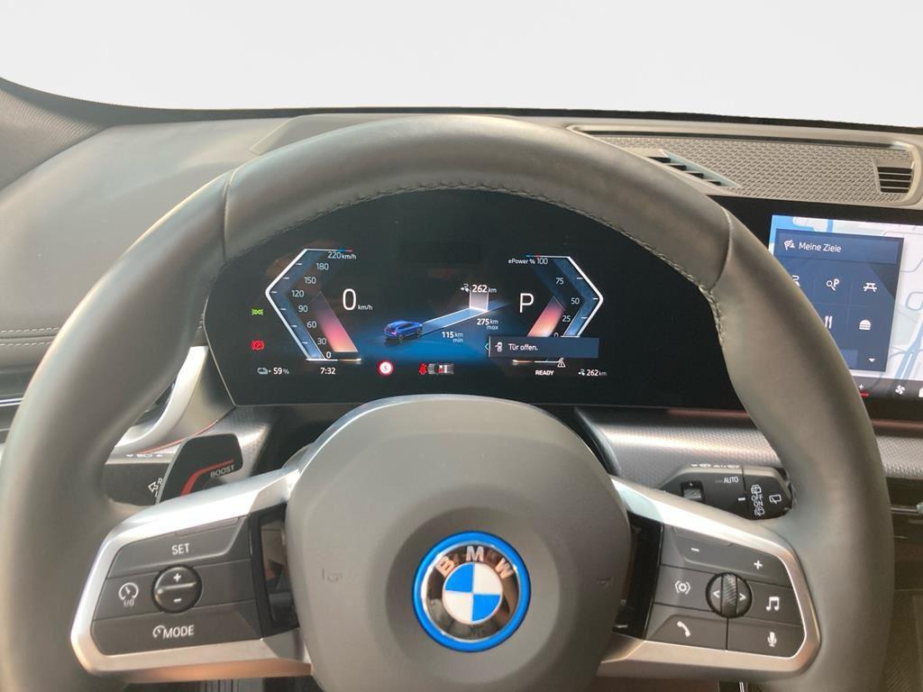 BMW iX1 – Bild 8