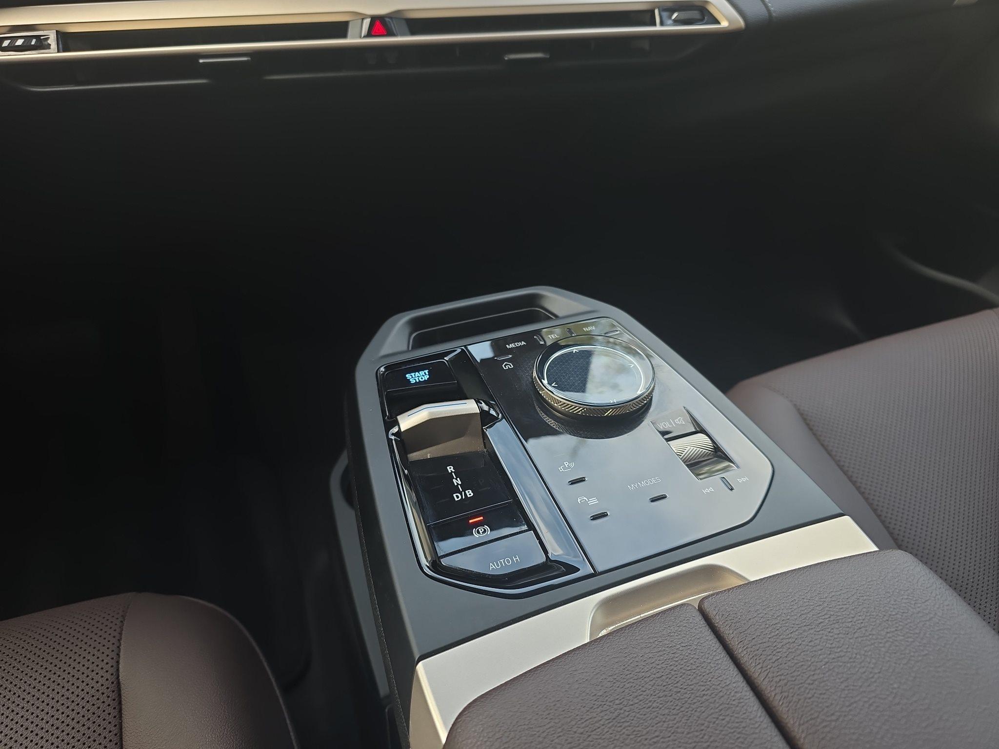 BMW iX – Bild 12