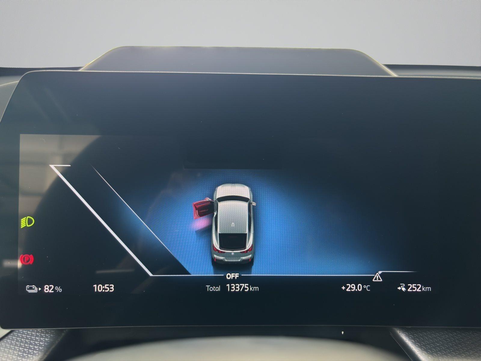 BMW iX2 – Bild 8