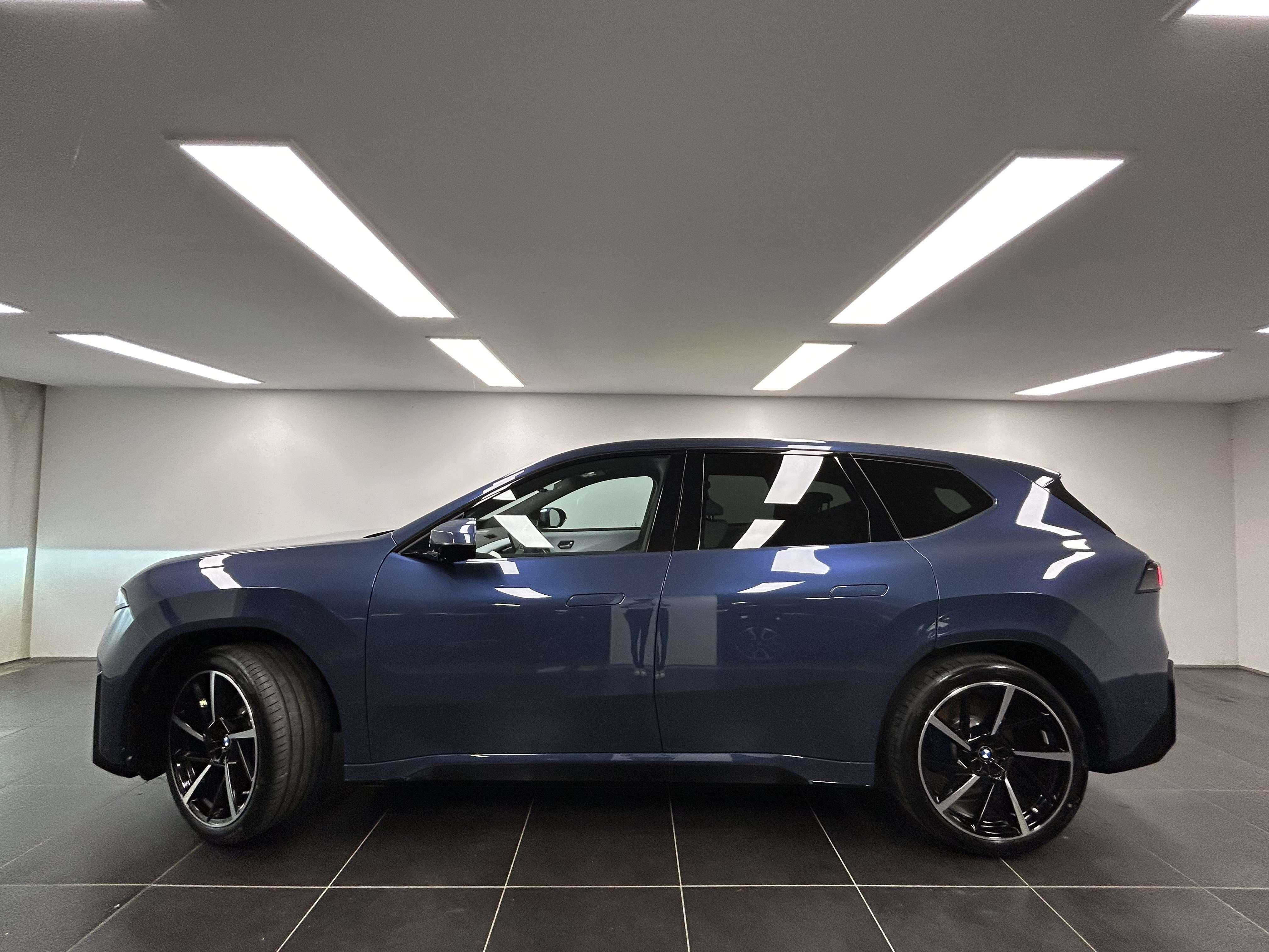 BMW iX3 – Bild 2