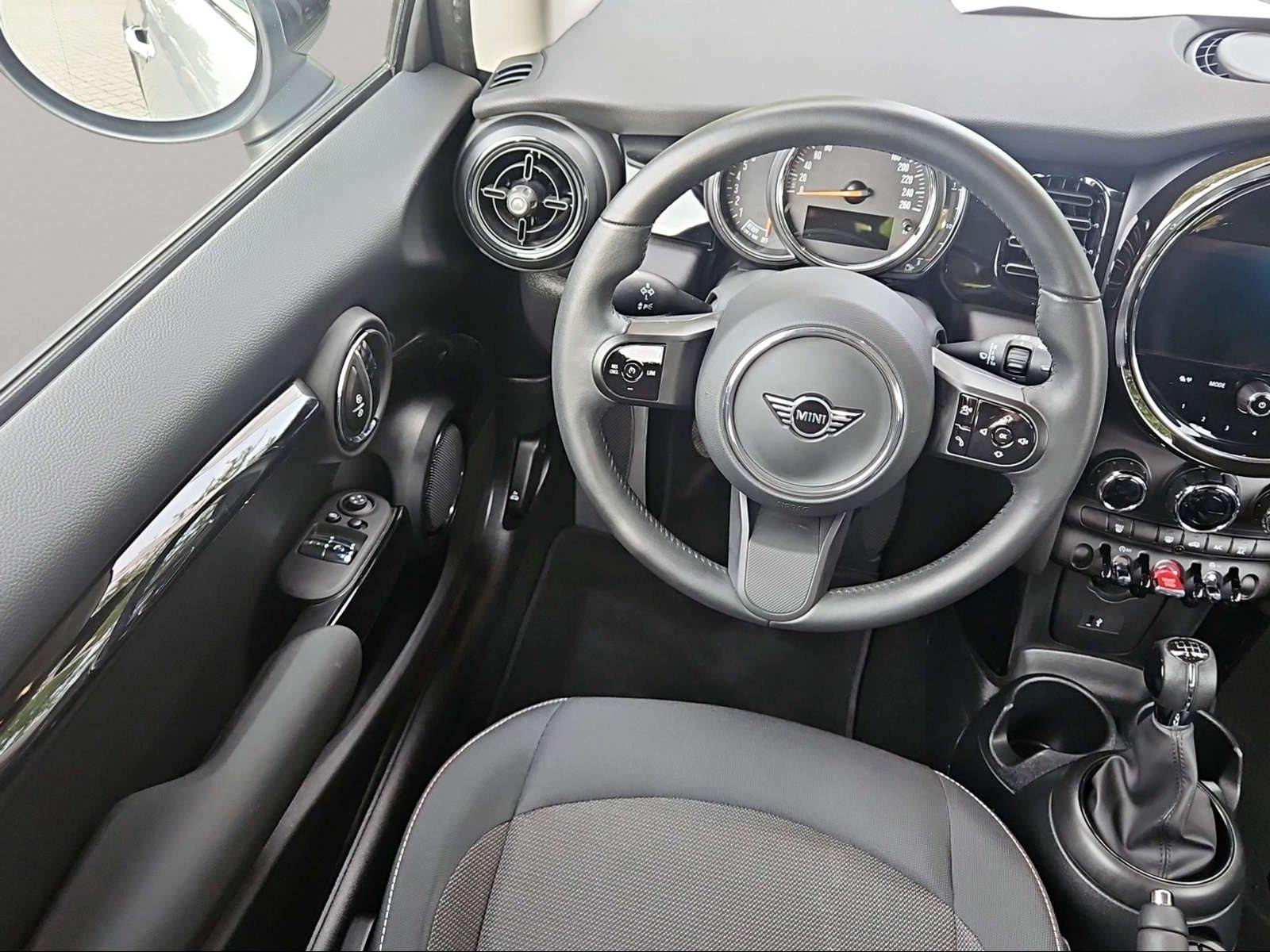MINI Cooper 3-Türer – Bild 11