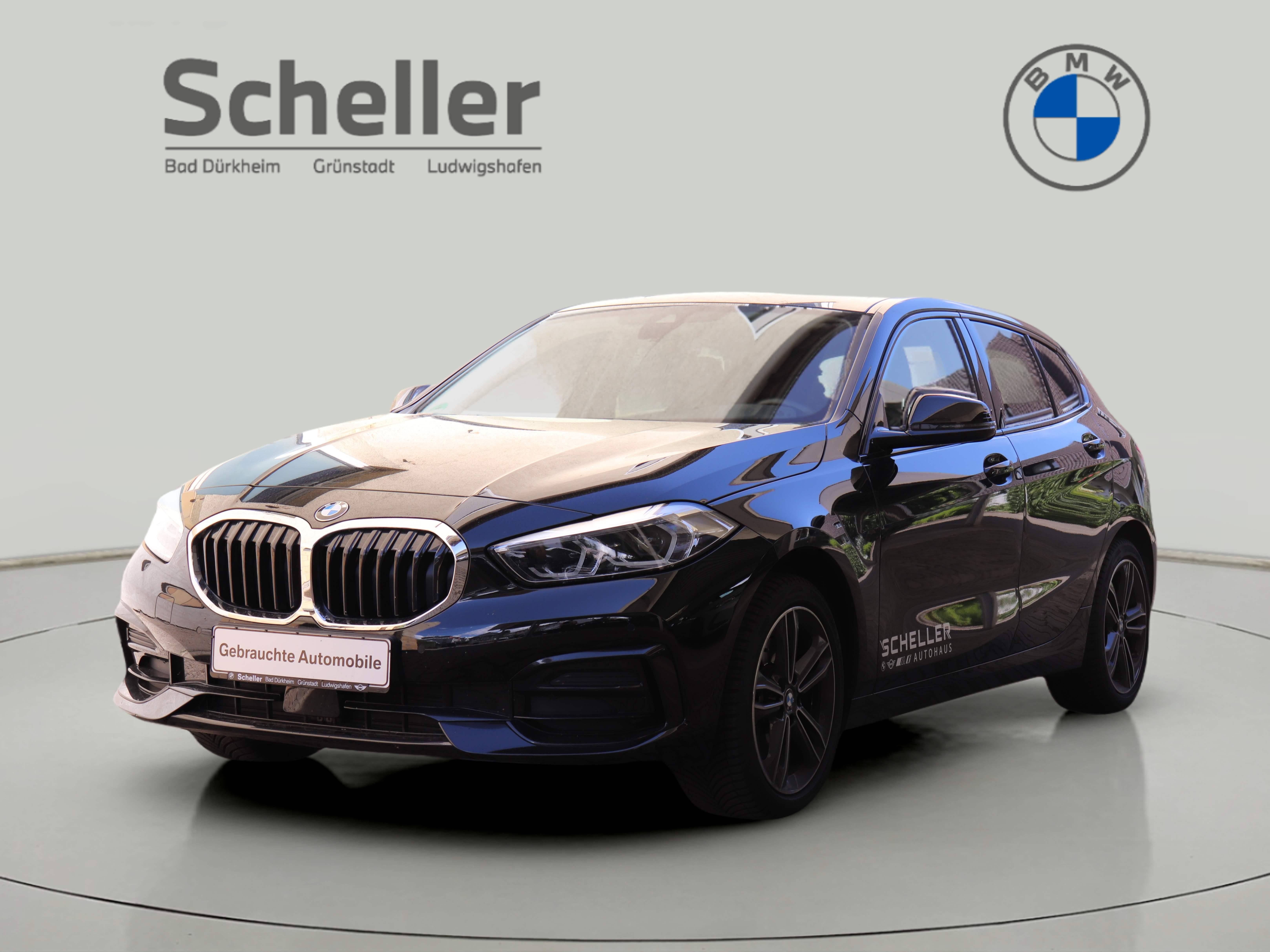 BMW 118i 2023 — Sport Line