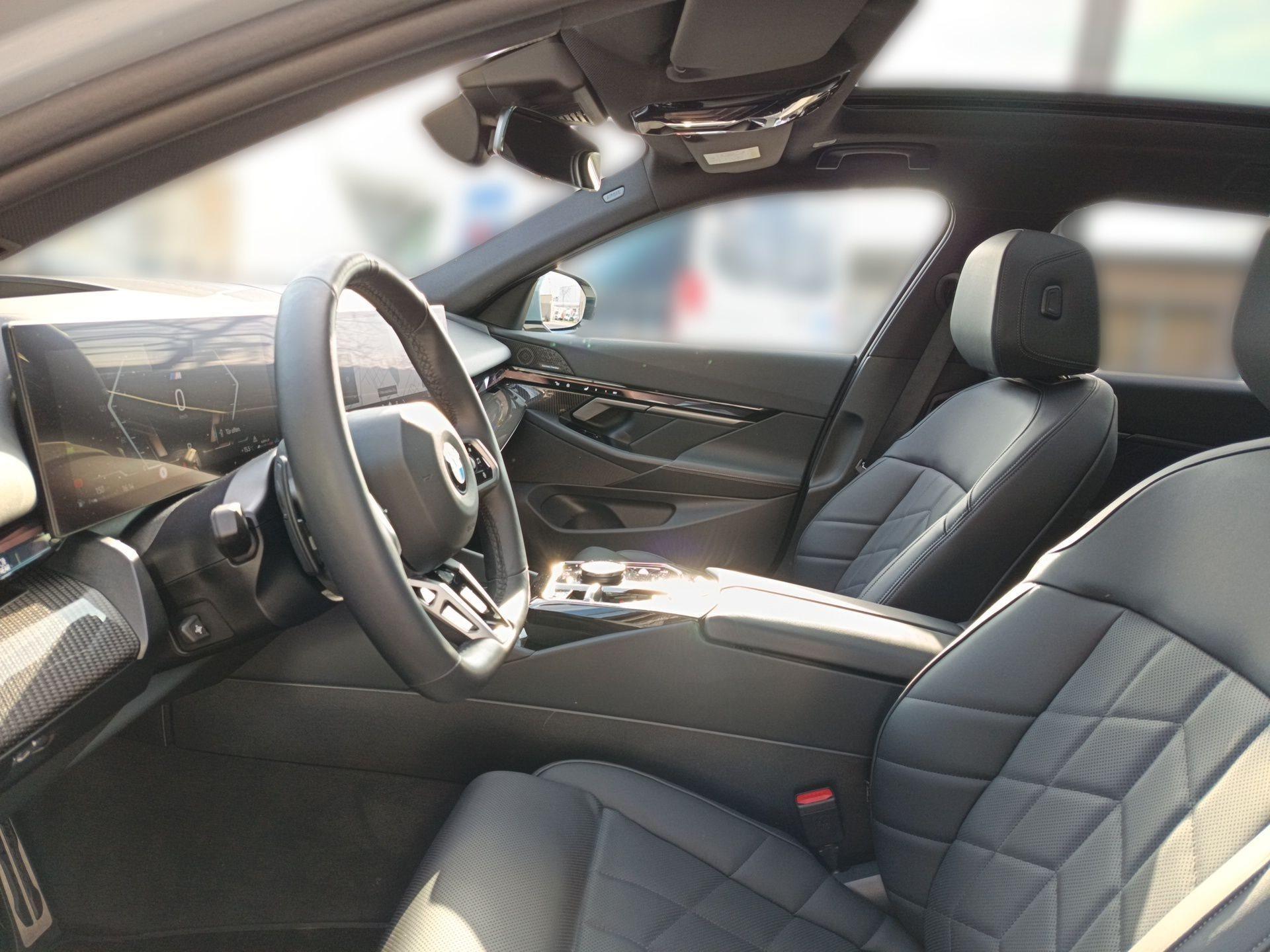BMW 5er Touring – Bild 8