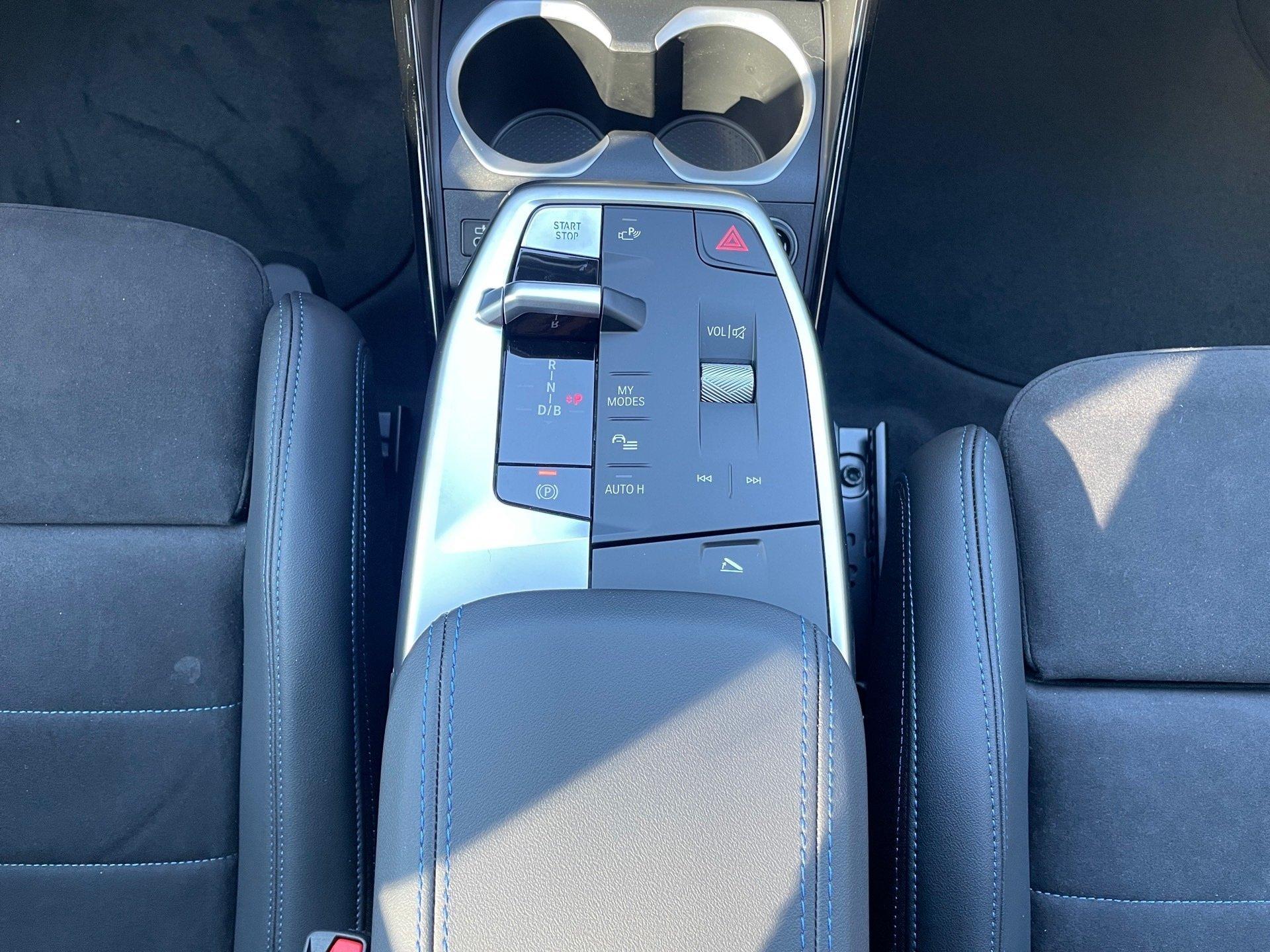 BMW iX1 – Bild 10