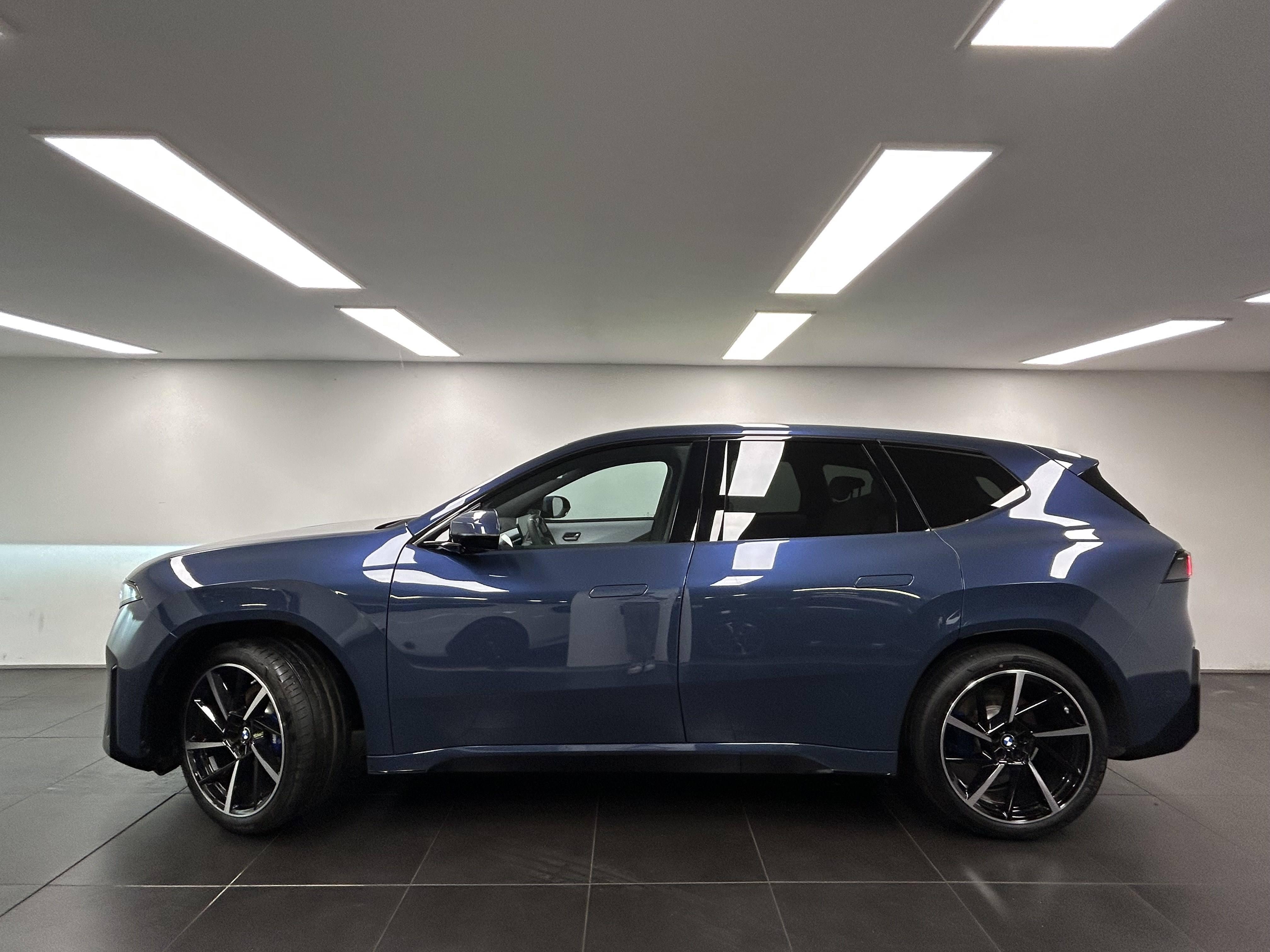 BMW iX3 – Bild 2