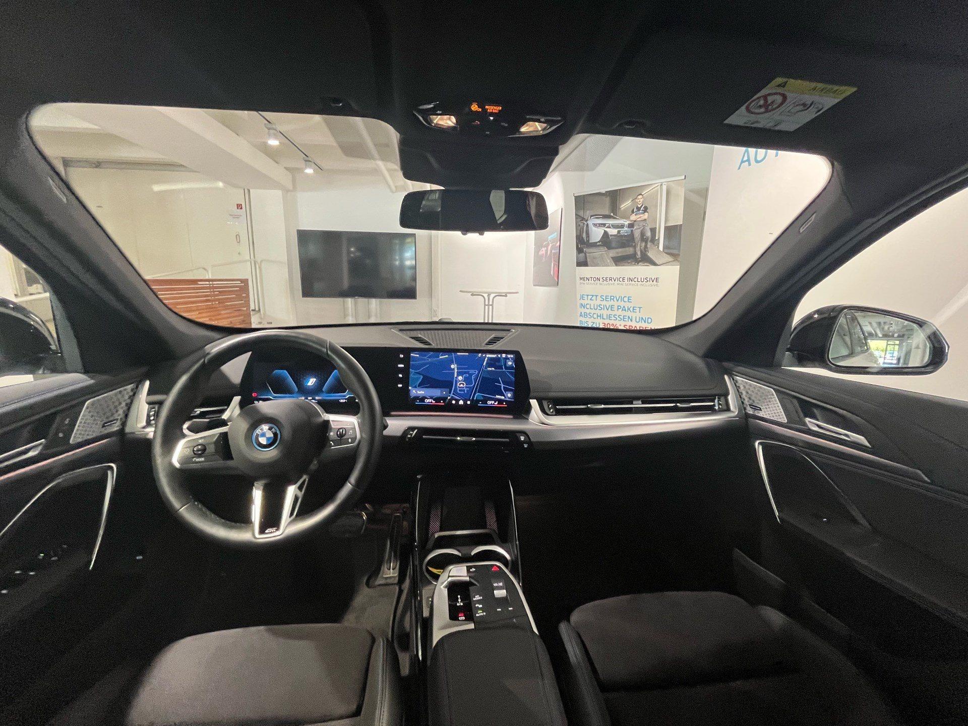 BMW iX1 – Bild 9
