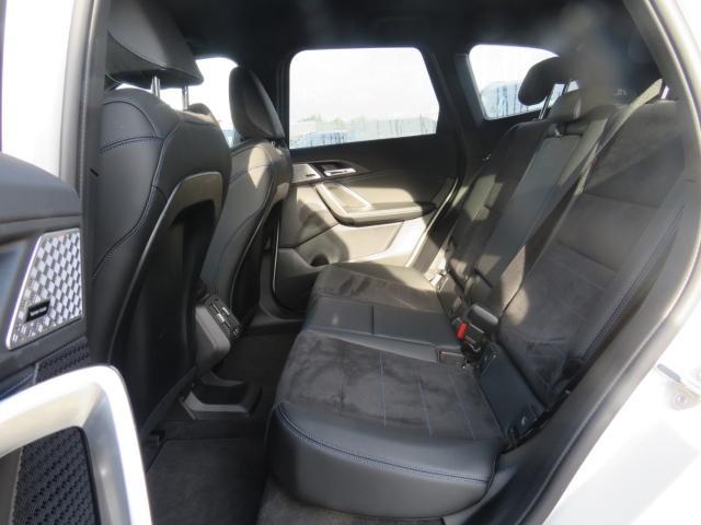 BMW iX1 – Bild 15