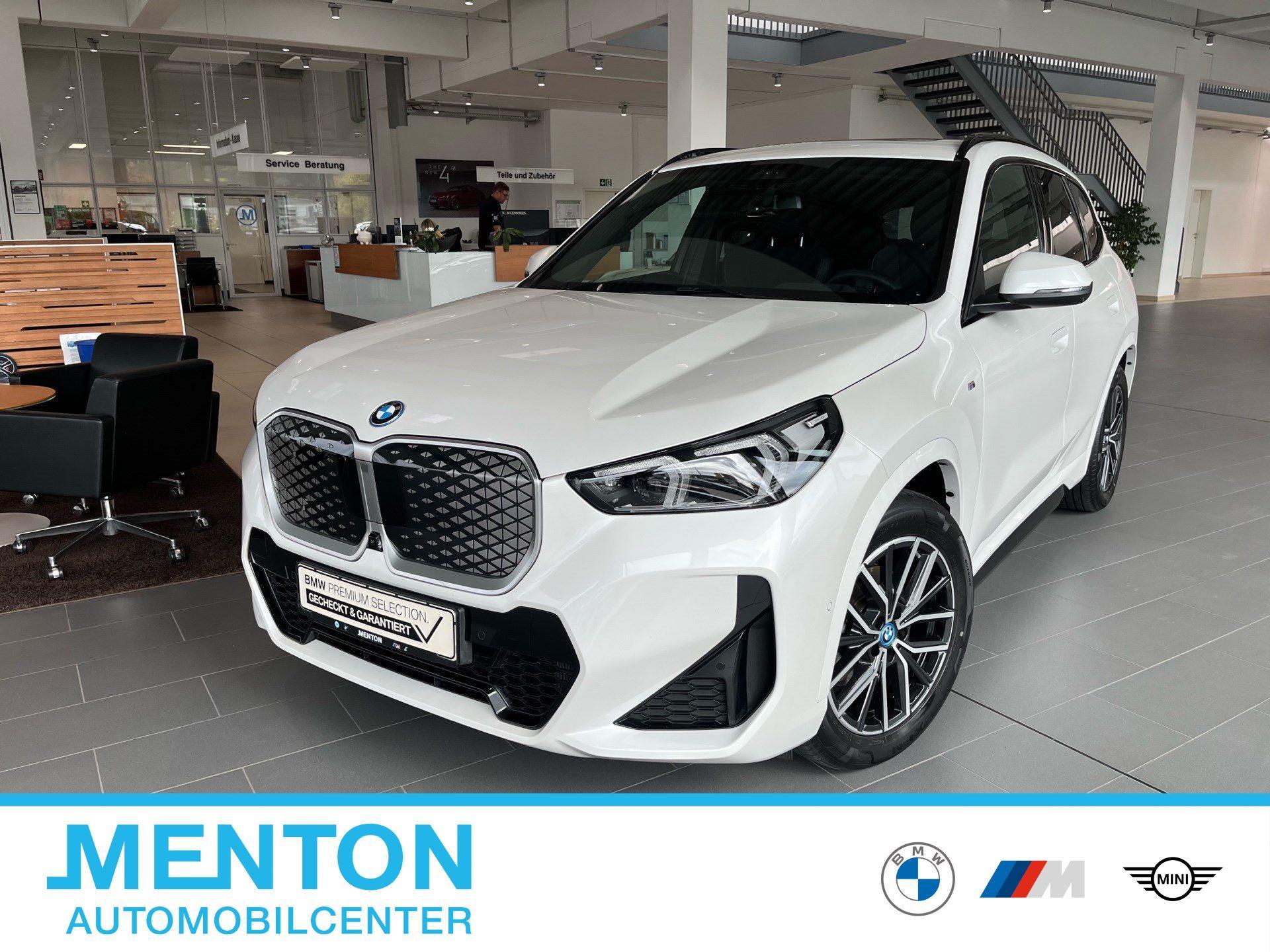 BMW iX1