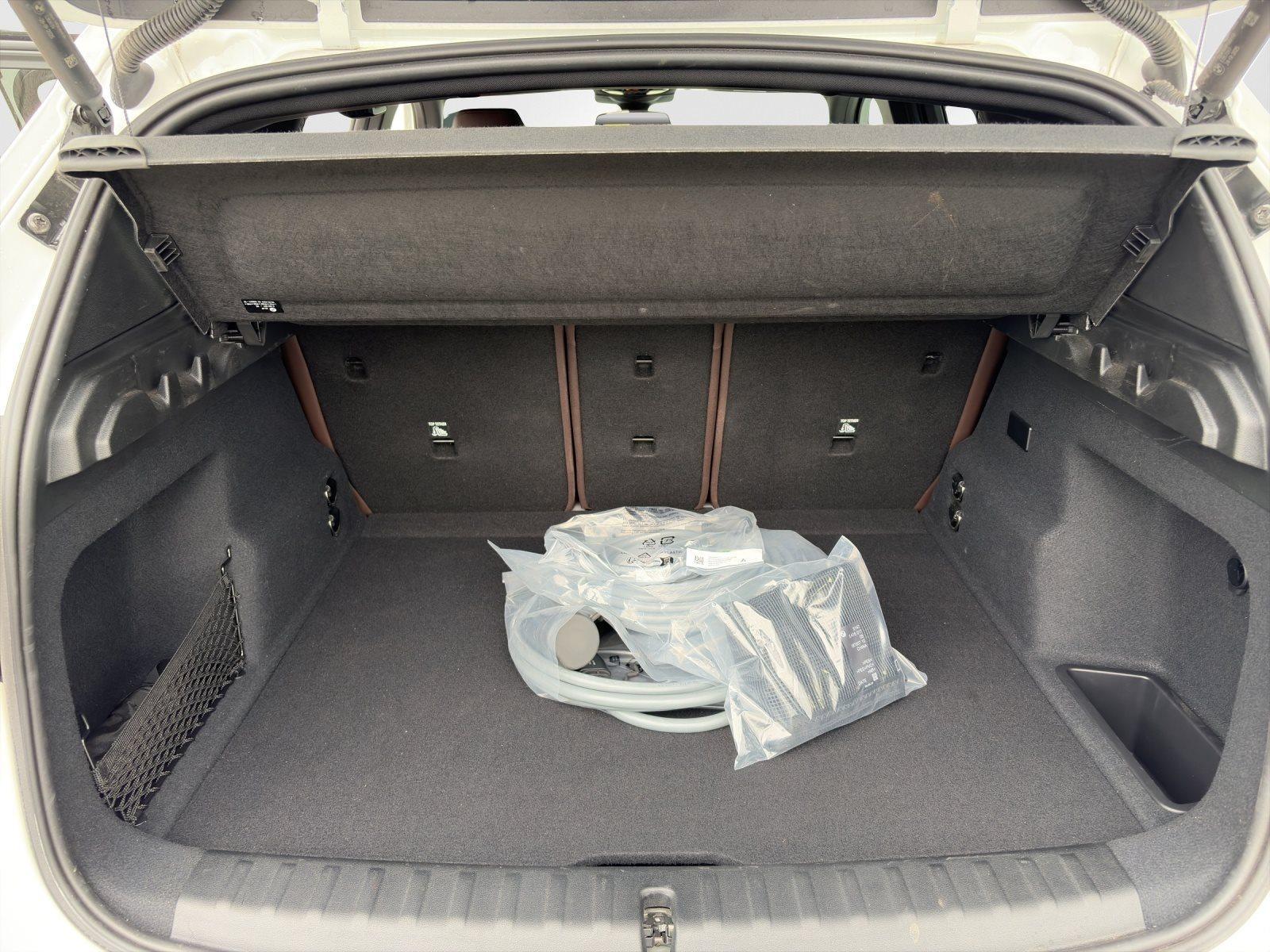 BMW iX1 – Bild 15