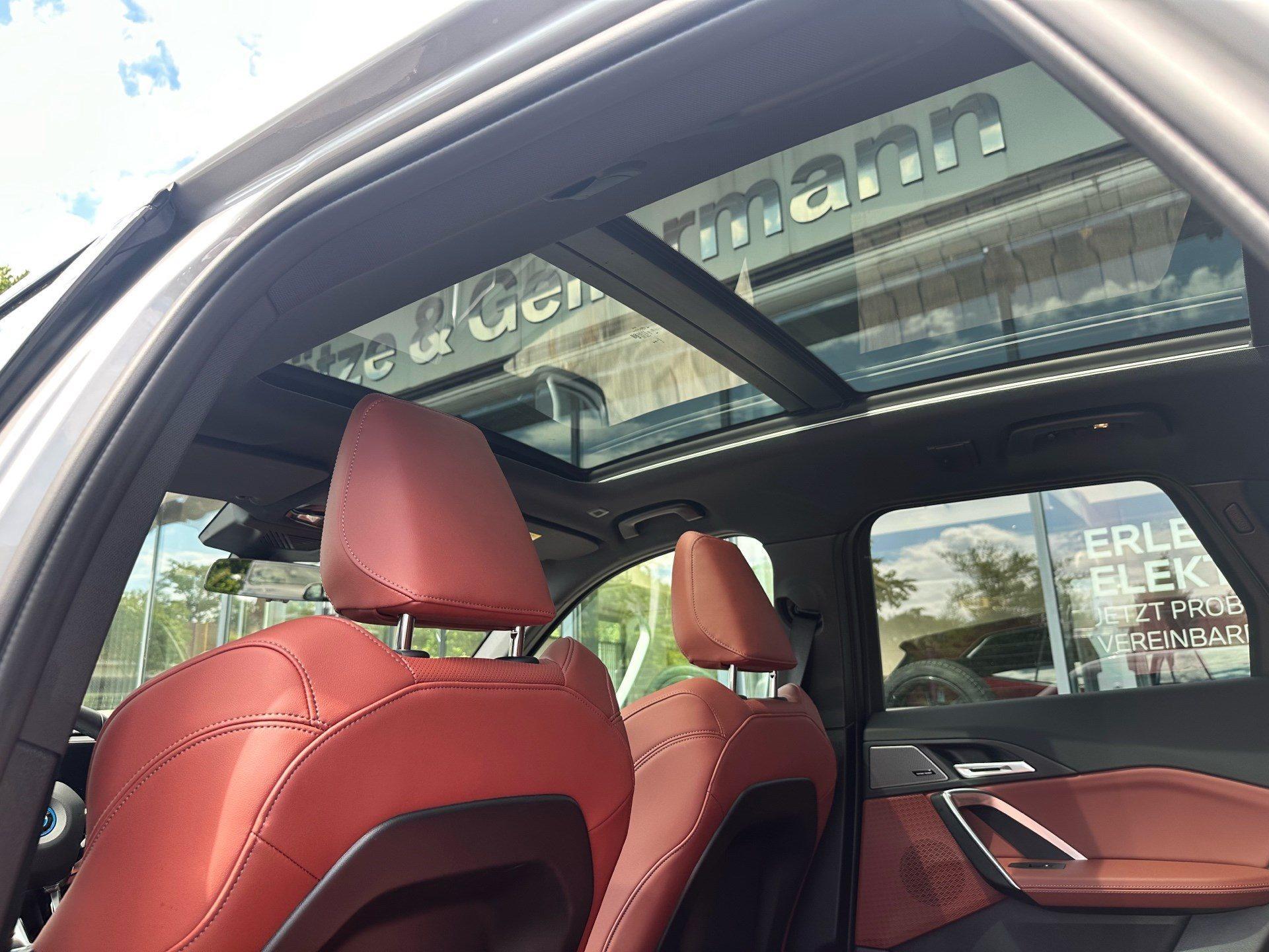 BMW iX1 – Bild 7