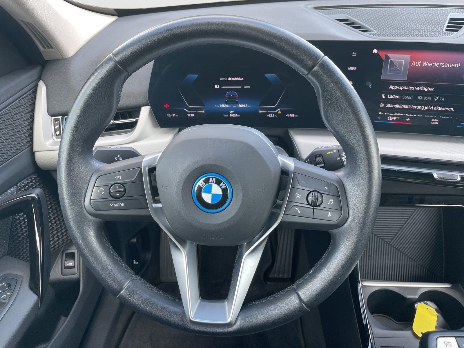 BMW iX1 – Bild 14