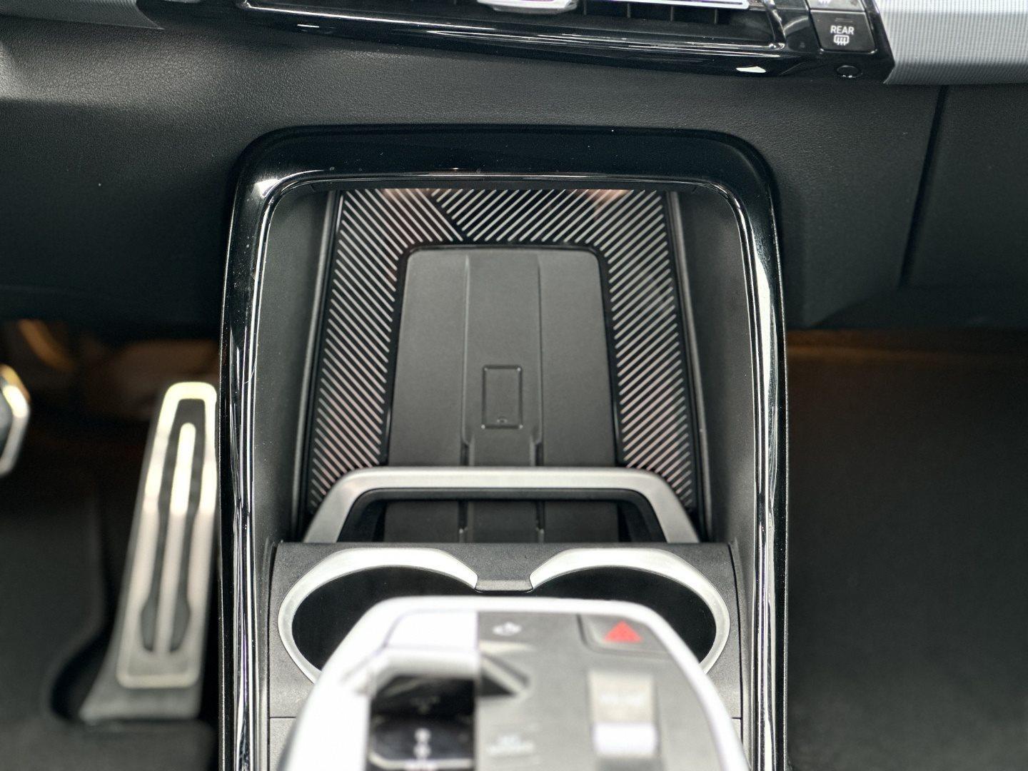 BMW iX1 – Bild 8