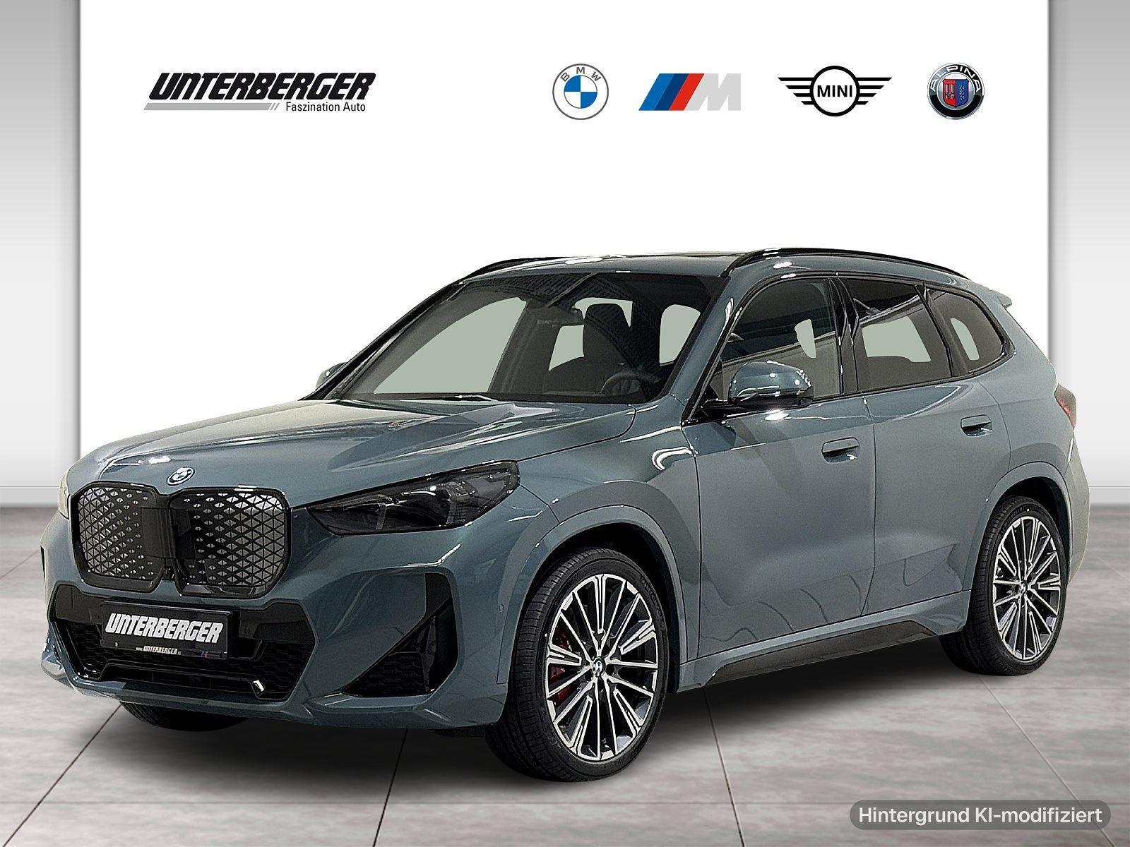 BMW iX1