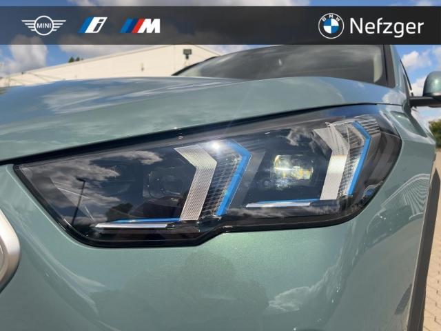 BMW iX2 – Bild 9