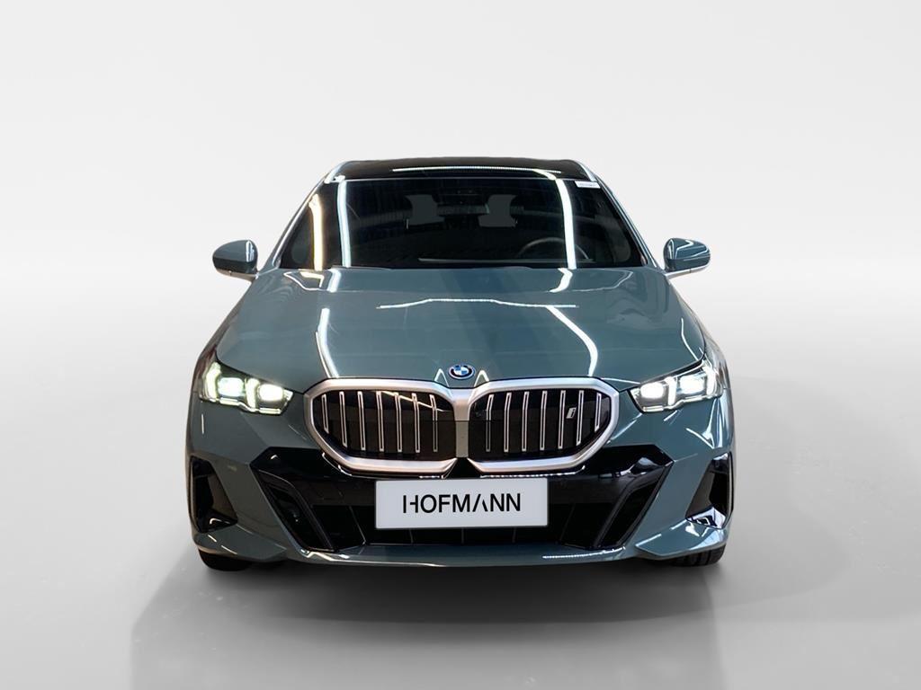 BMW i5 Touring – Bild 8
