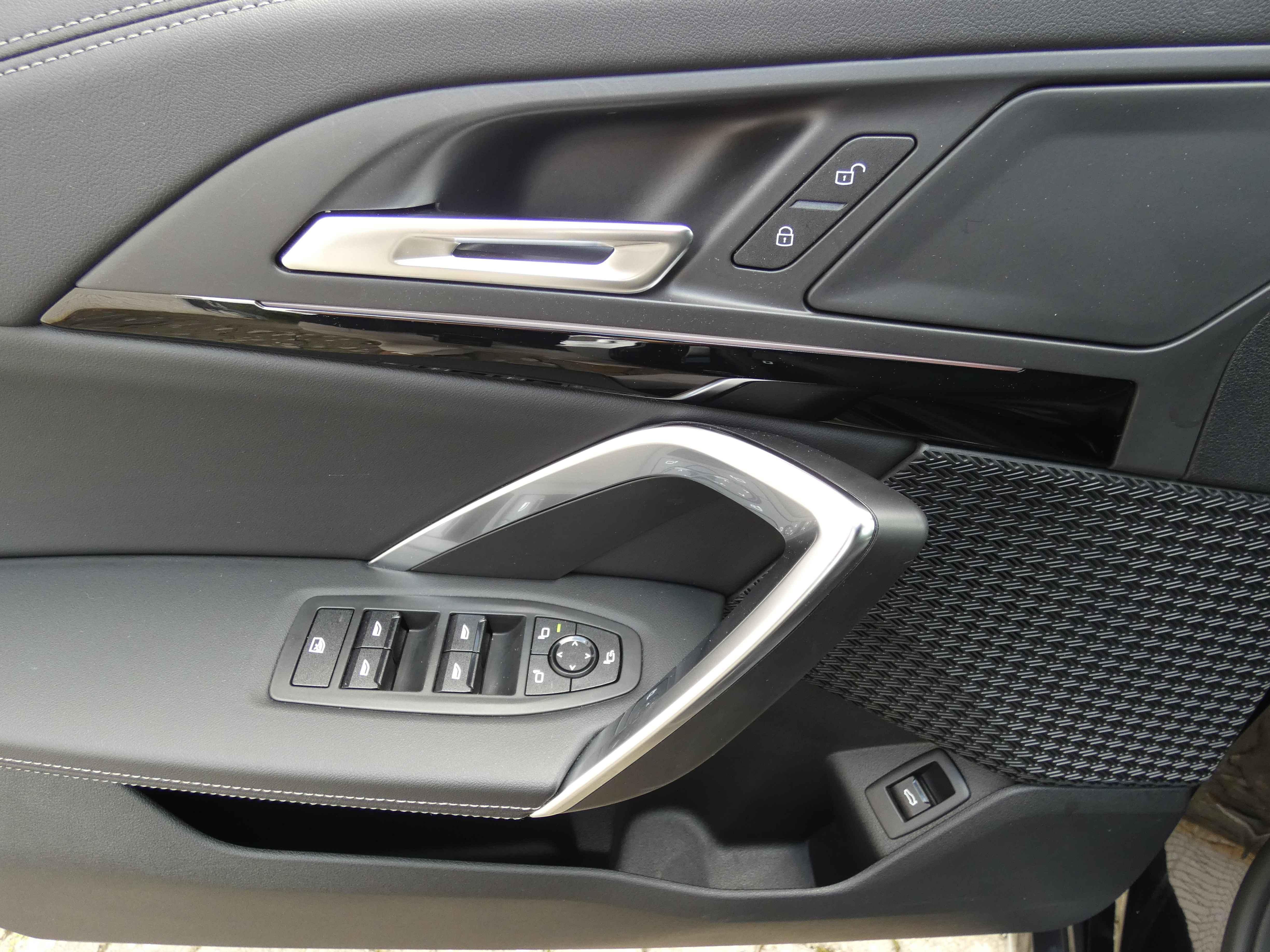 BMW iX1 – Bild 18