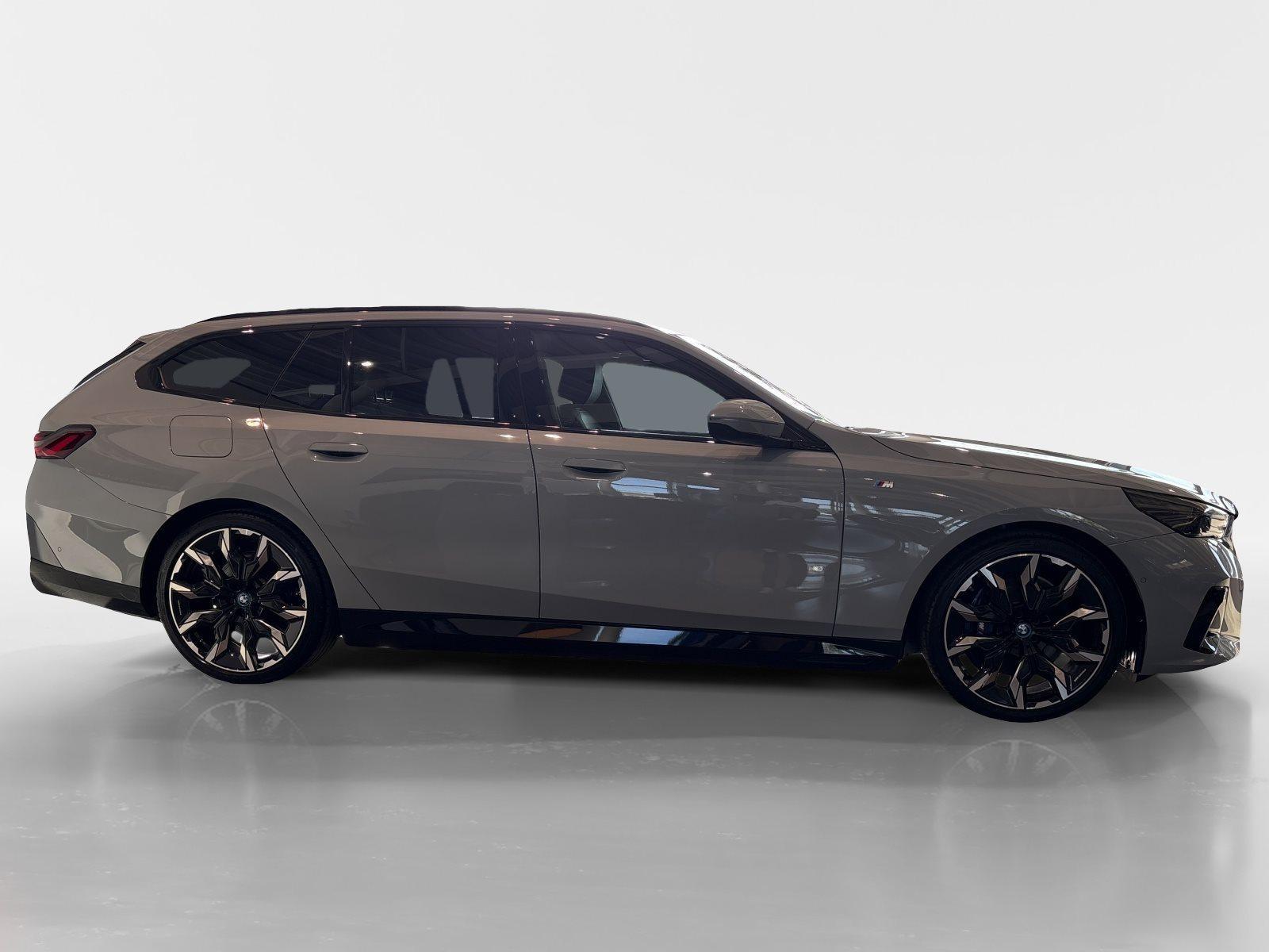 BMW i5 Touring – Bild 9