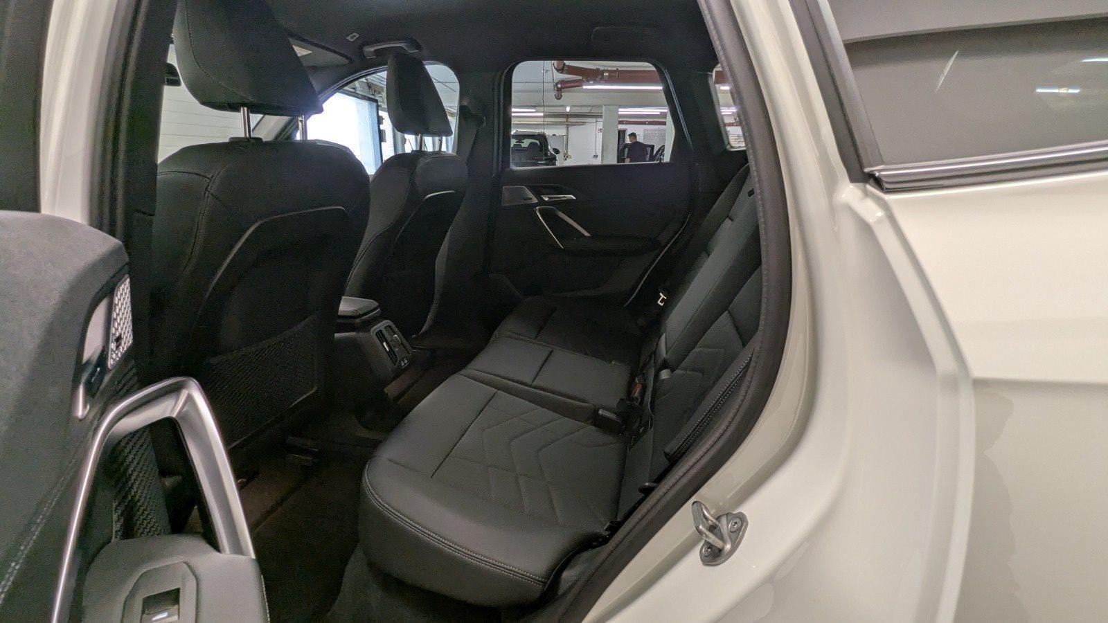 BMW iX1 – Bild 21