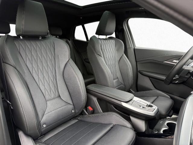 BMW iX2 – Bild 11