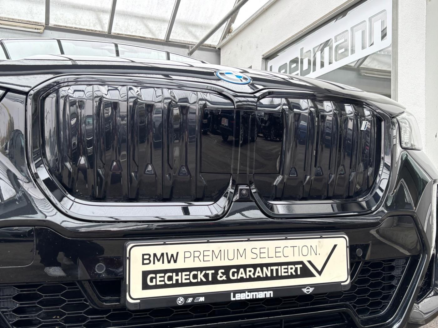 BMW iX1 – Bild 9