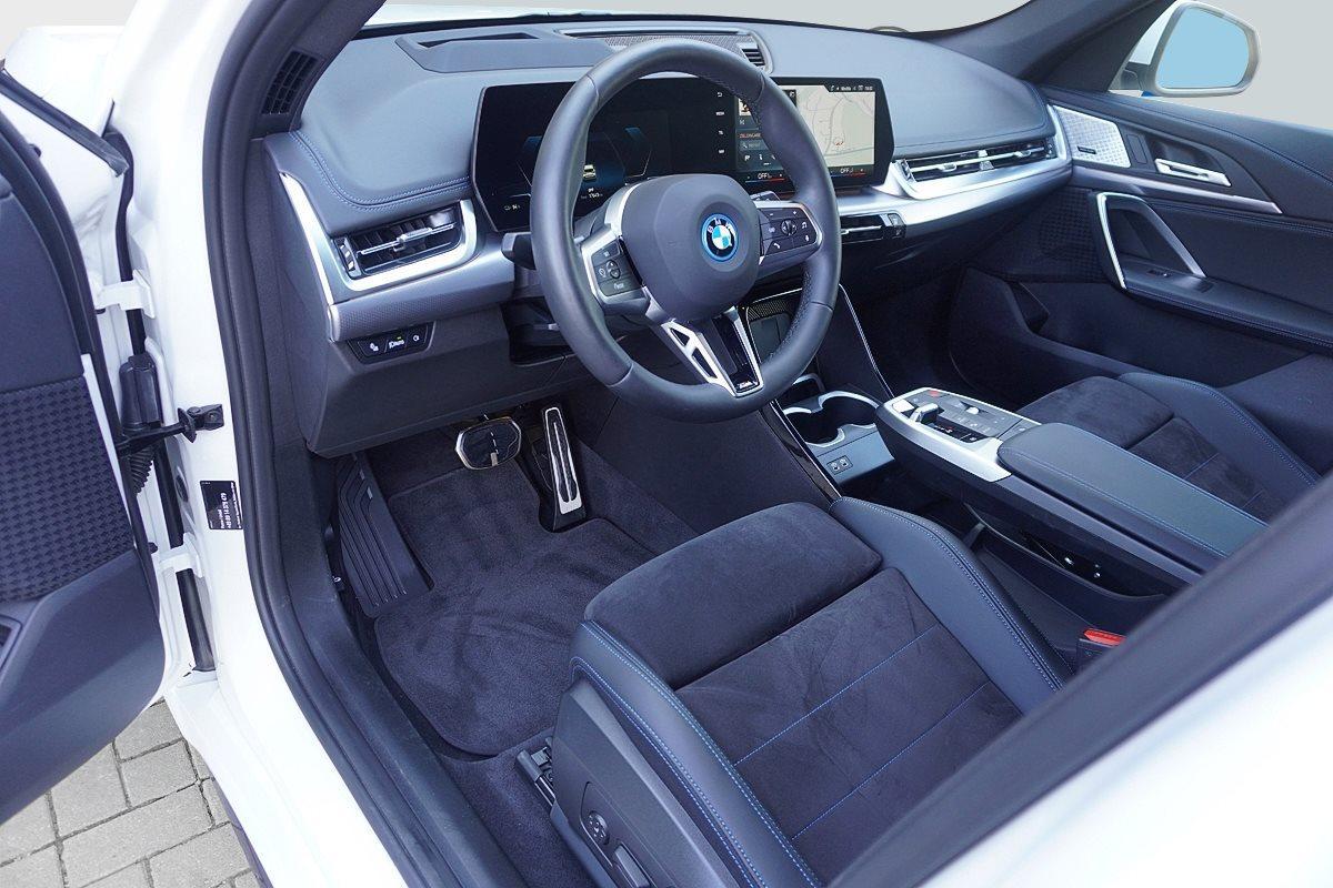 BMW iX1 – Bild 3