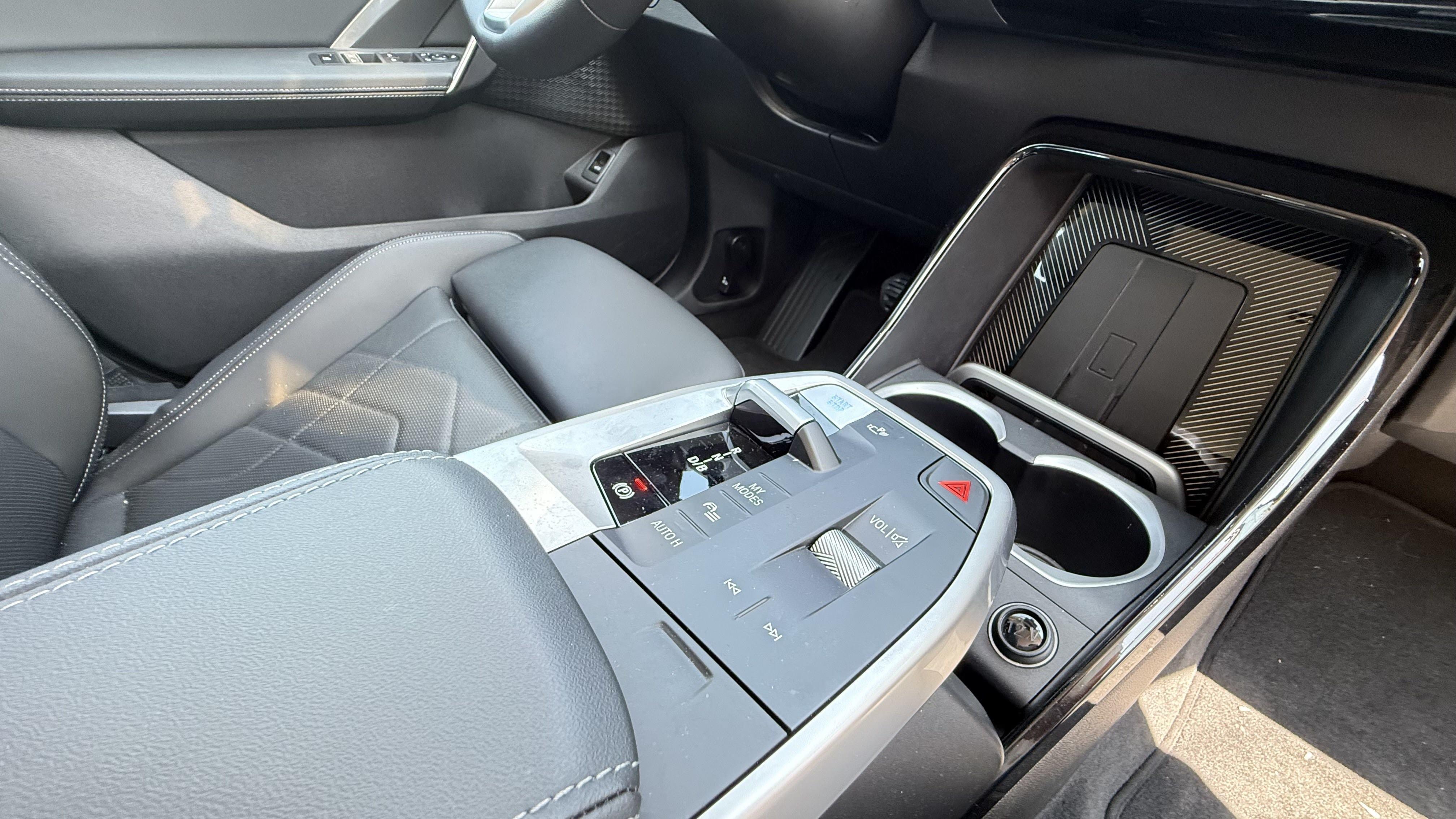 BMW iX1 – Bild 12