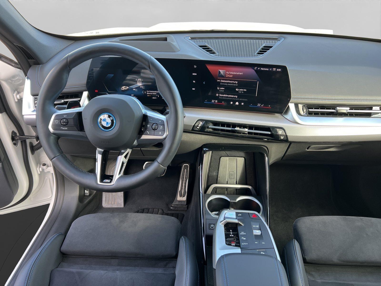 BMW iX1 – Bild 15