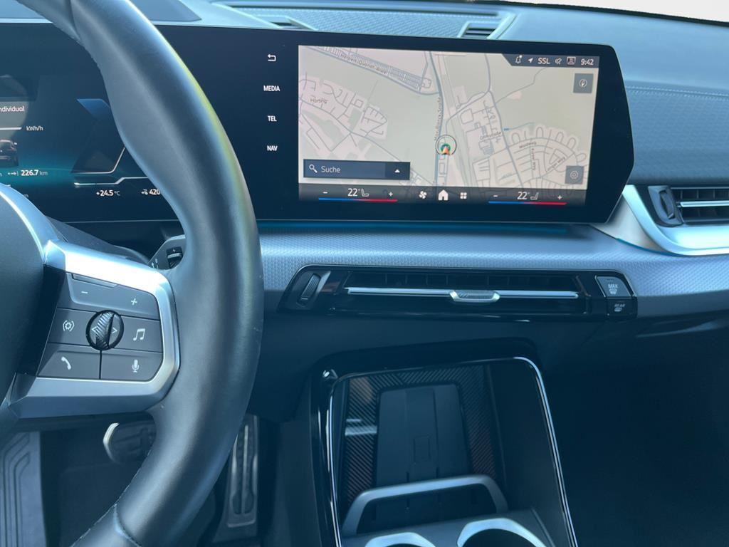 BMW iX2 – Bild 20