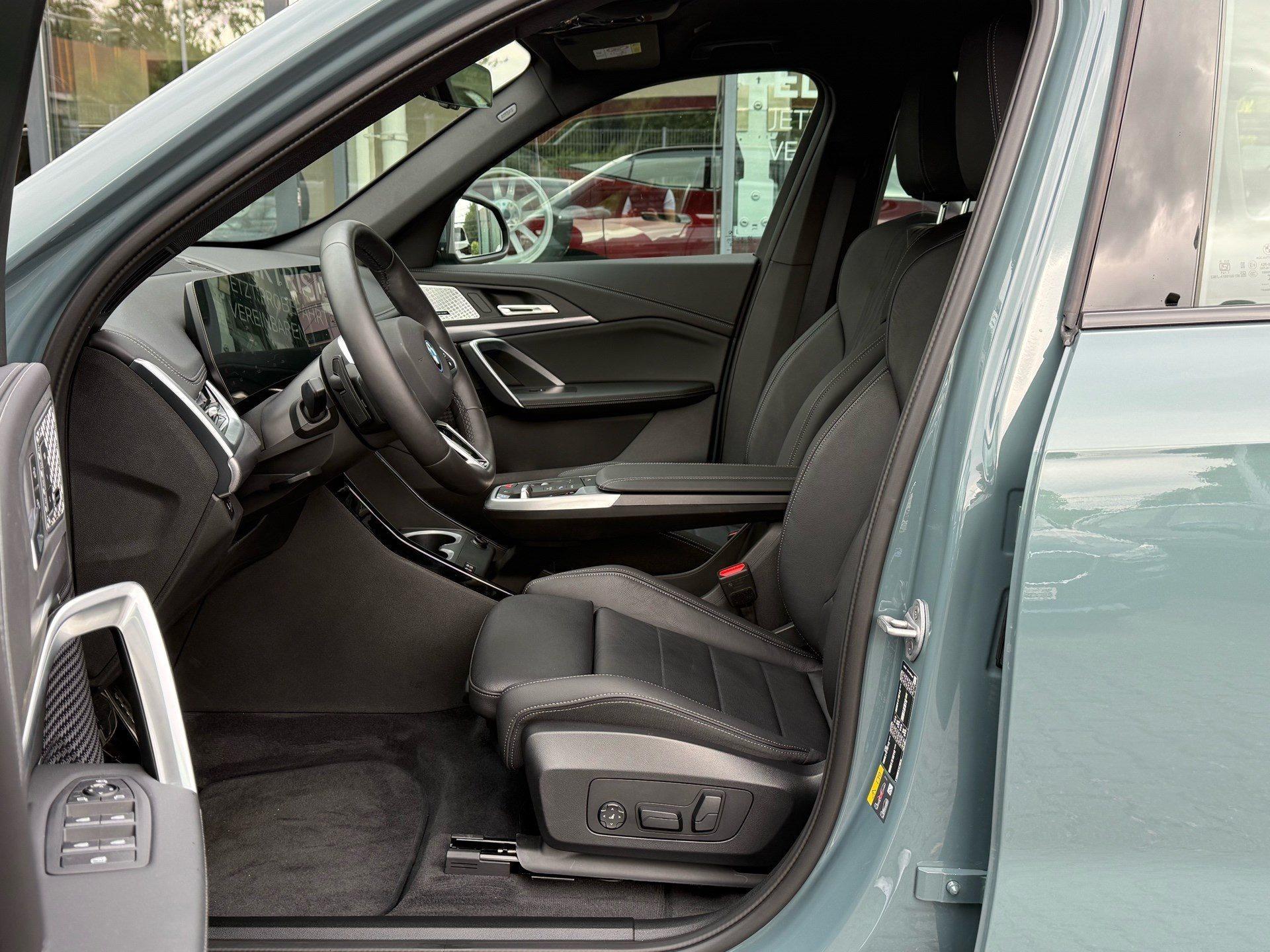 BMW iX1 – Bild 8