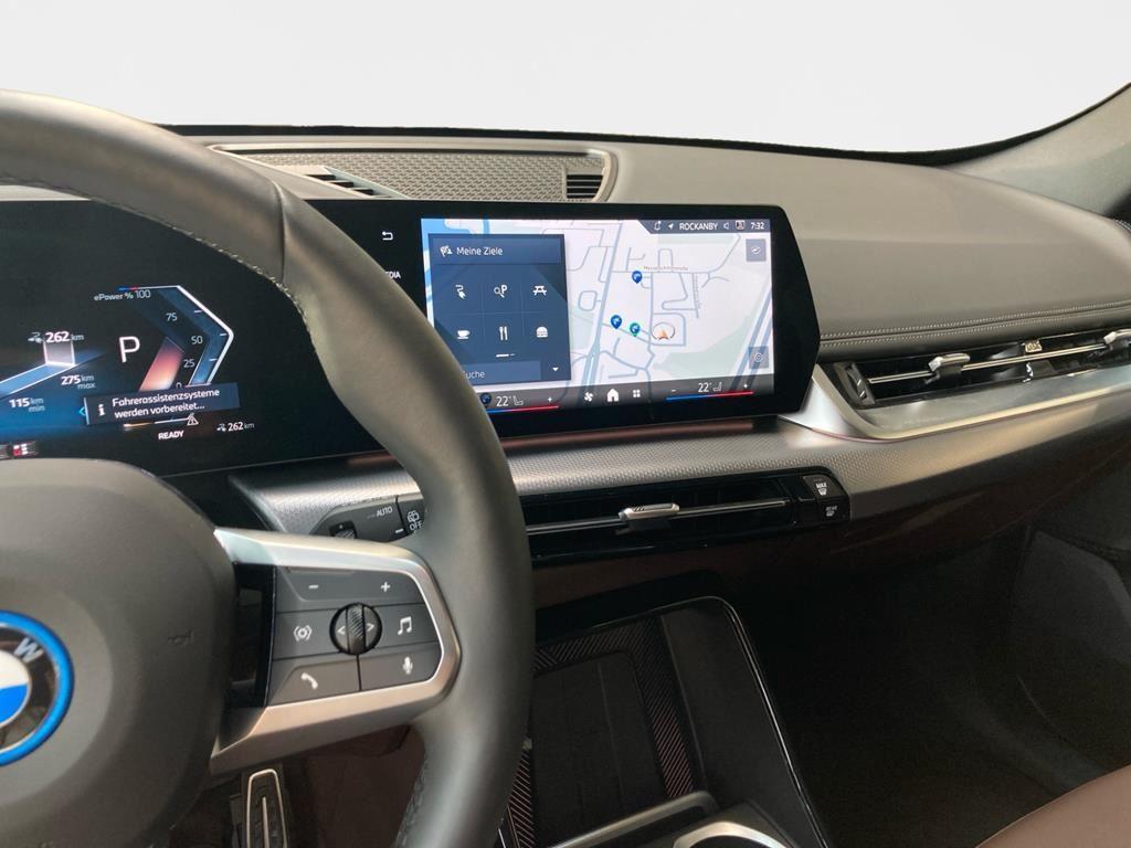 BMW iX1 – Bild 6