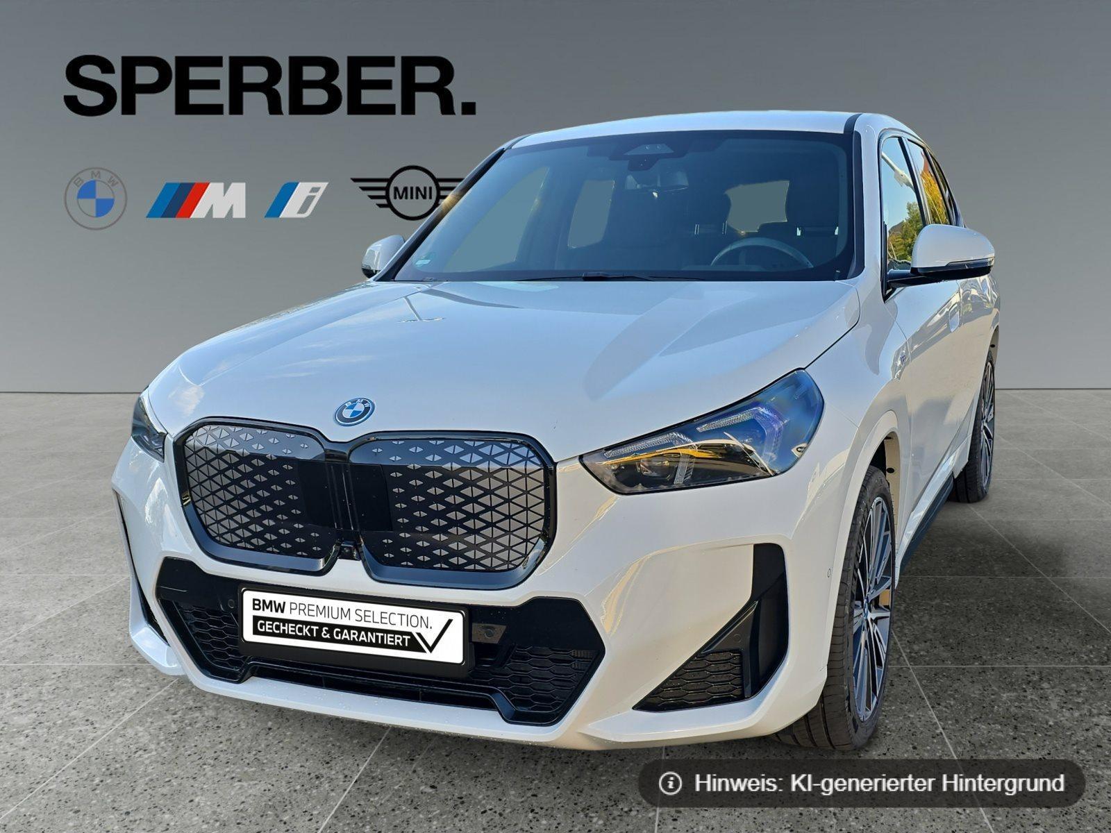 BMW iX1