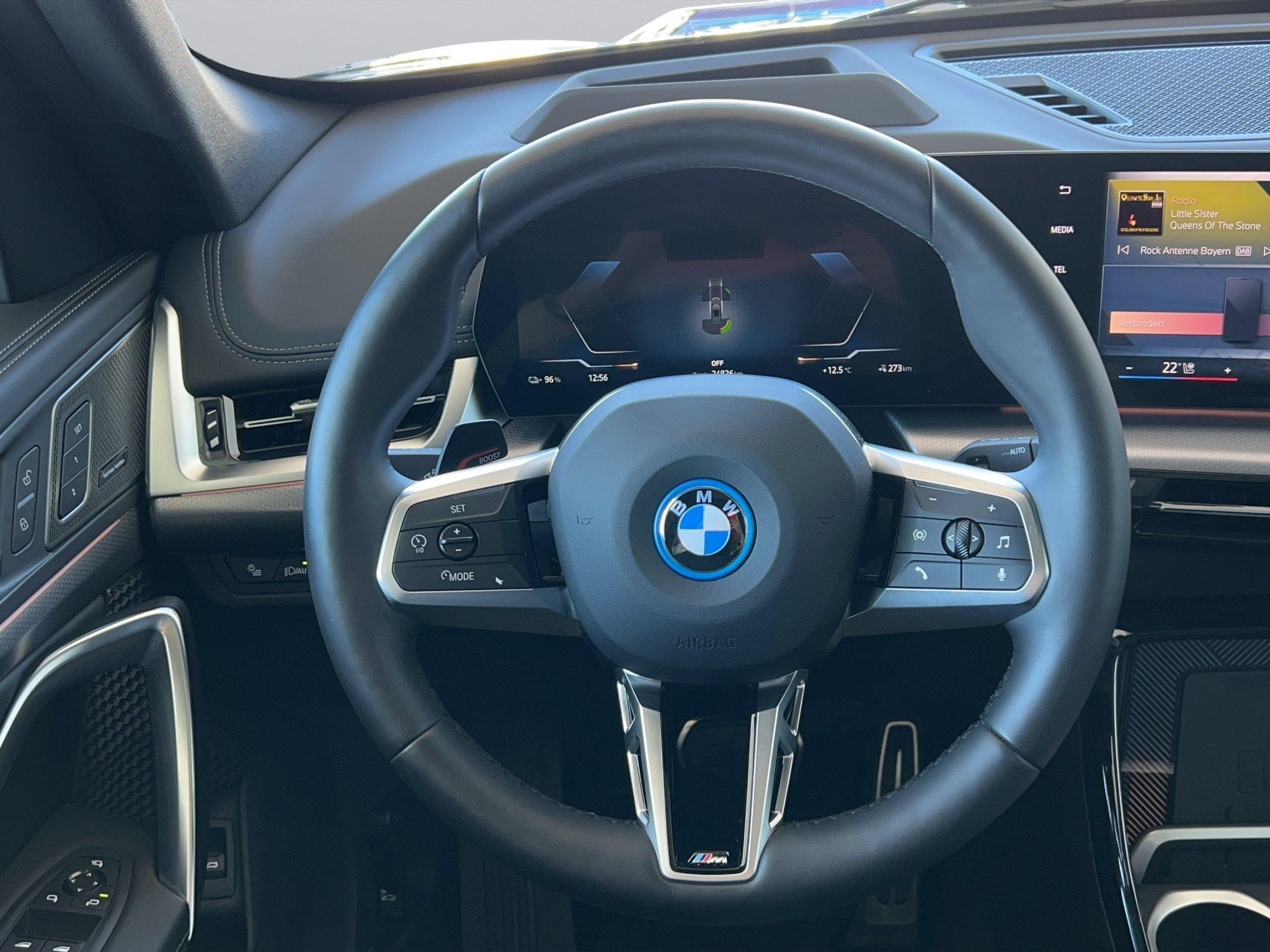 BMW iX1 – Bild 8