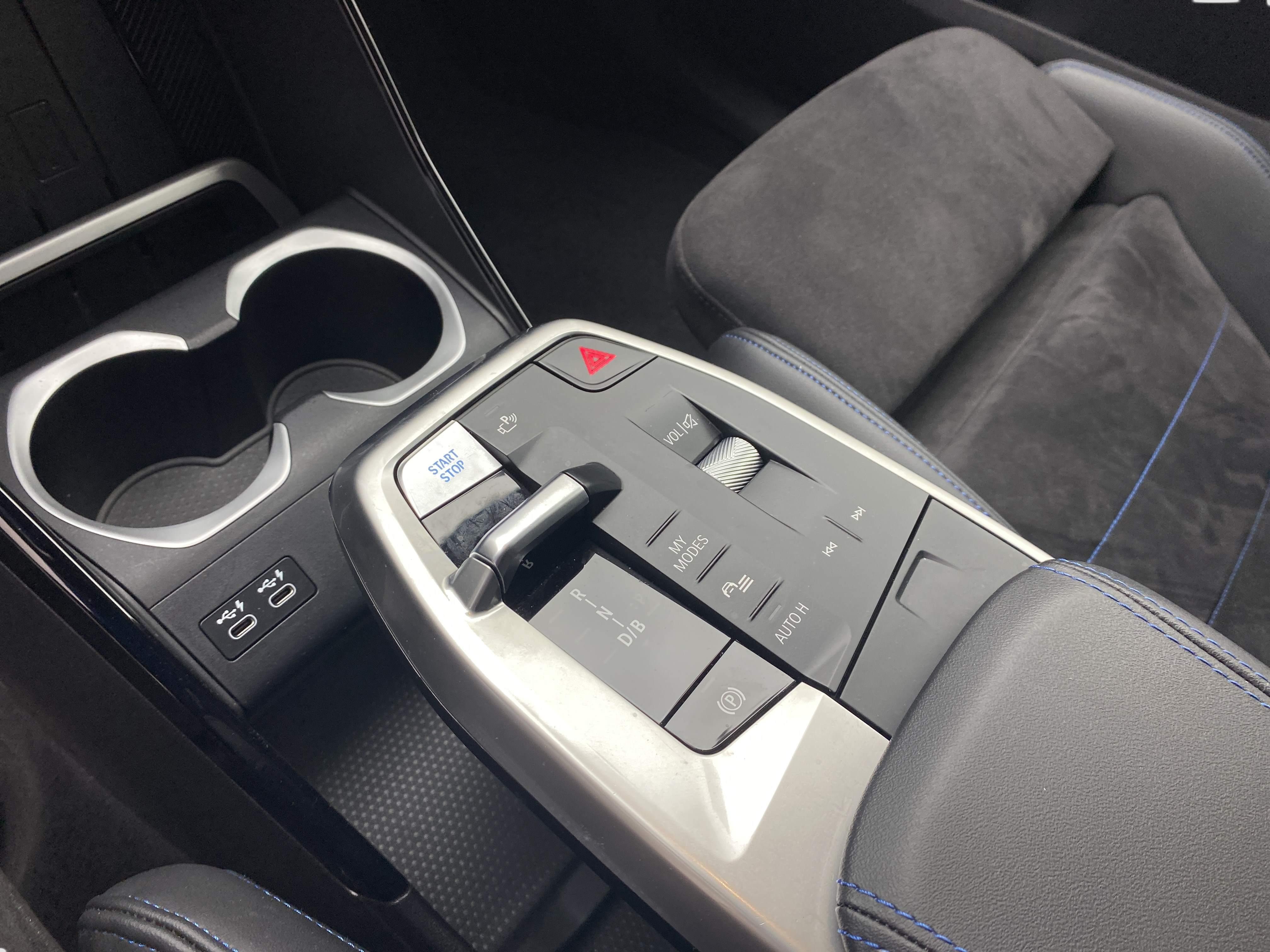 BMW iX1 – Bild 21