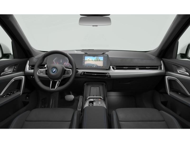 BMW iX1 – Bild 7